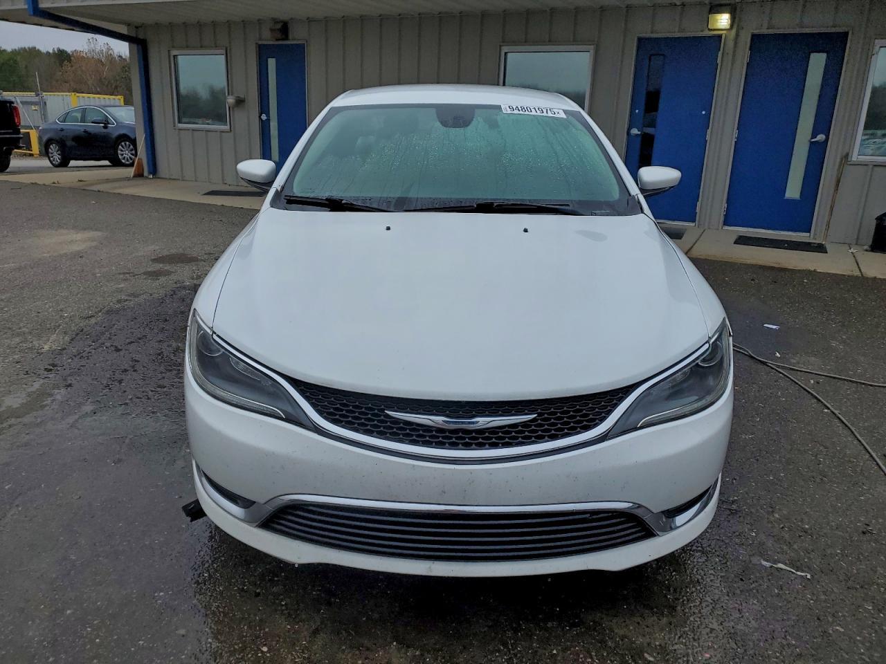2016 Chrysler 200, Limited