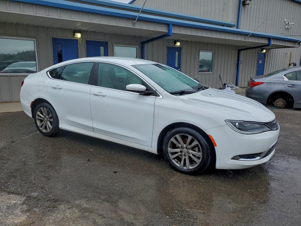 2016 Chrysler 200, Limited