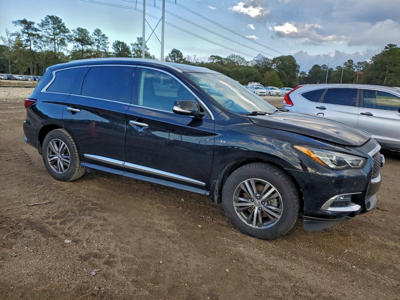 2019 Infiniti QX60, Luxe