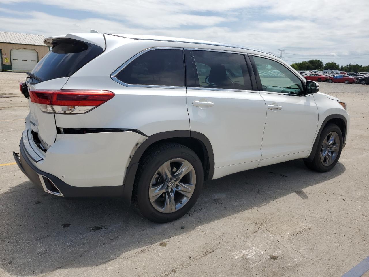 2018 Toyota Highlander, Limited
