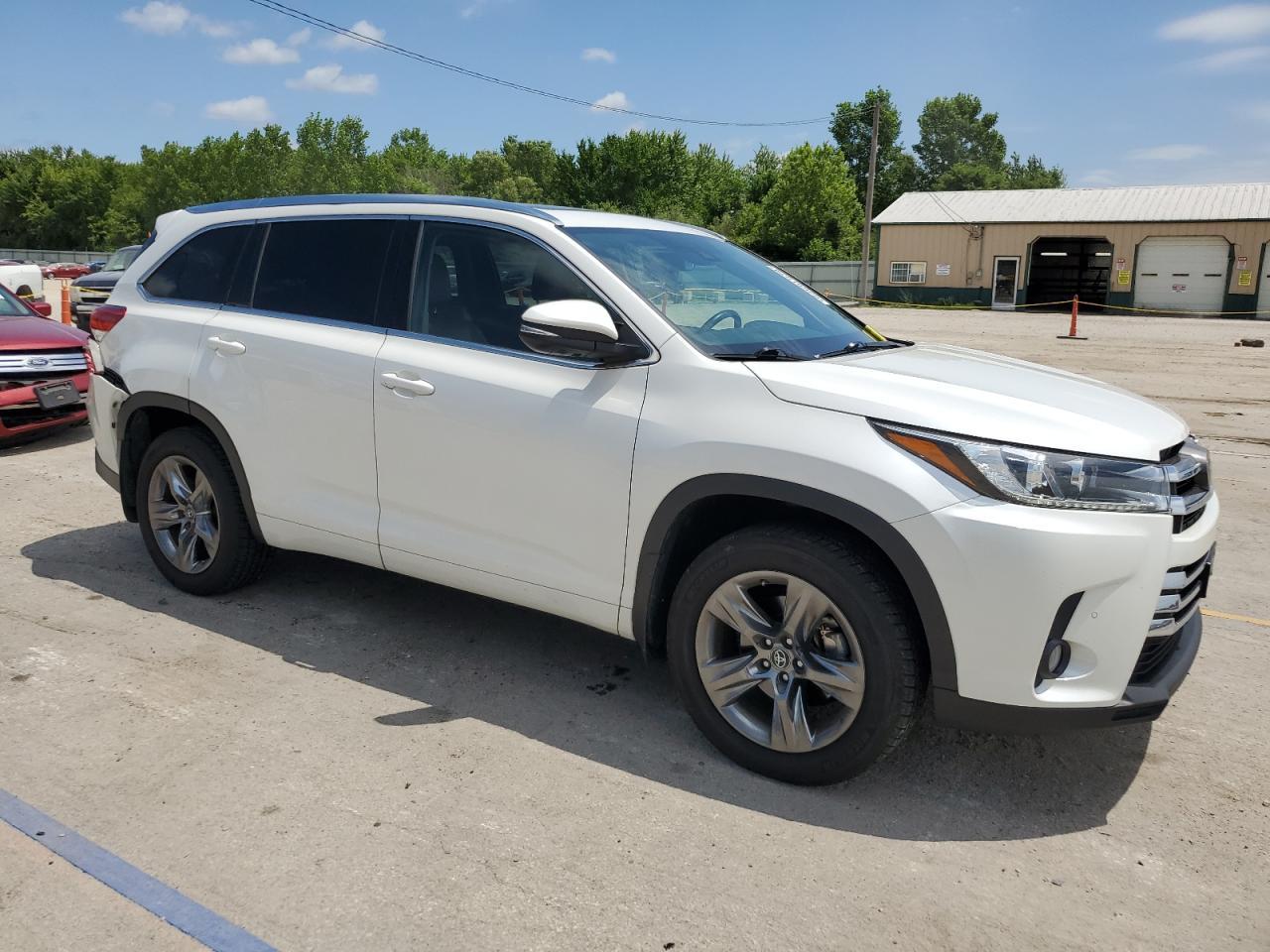 2018 Toyota Highlander, Limited