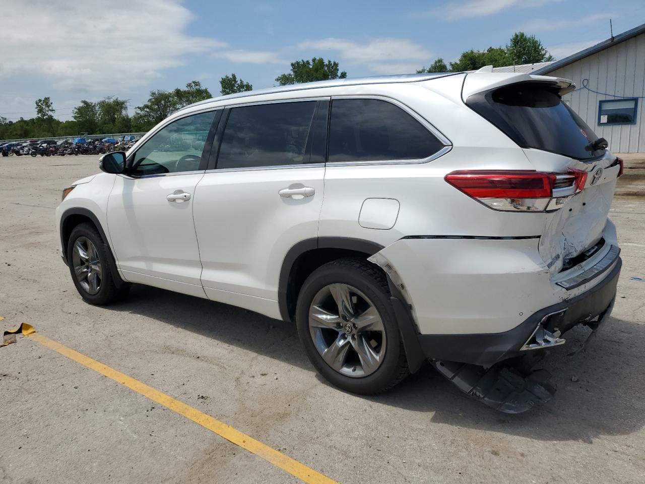2018 Toyota Highlander, Limited