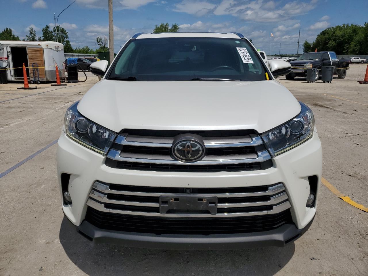 2018 Toyota Highlander, Limited