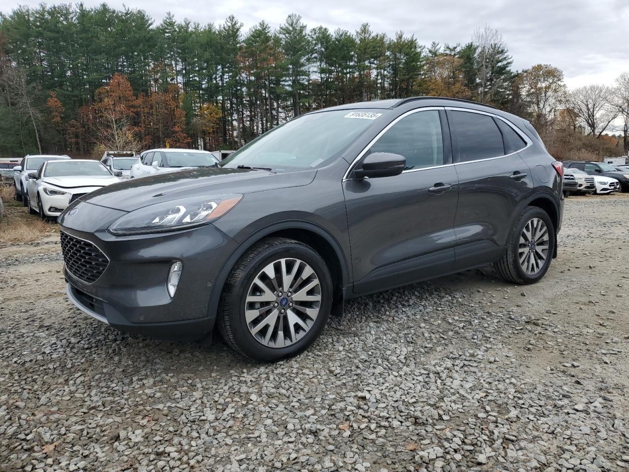 2020 Ford Escape, Titanium