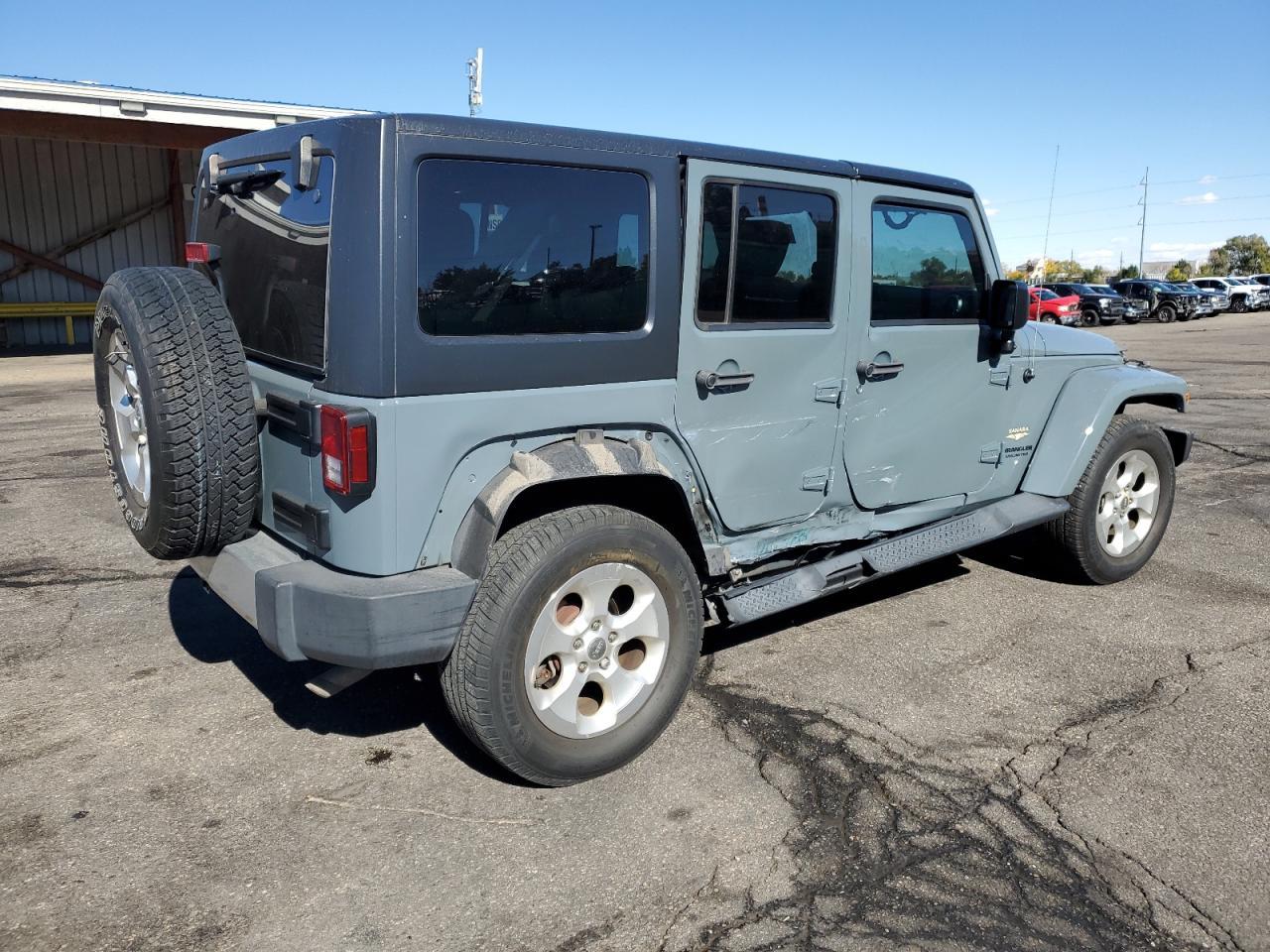 2015 Jeep Wrangler, Sahara