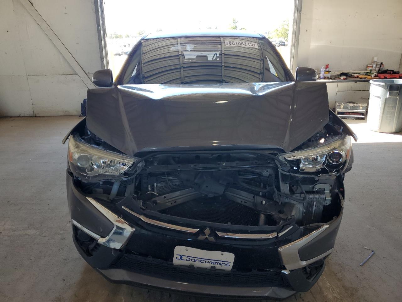 2018 Mitsubishi Outlander, ES