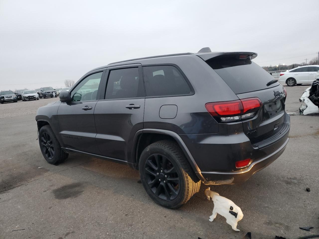2018 Jeep Grand Cherokee, Laredo