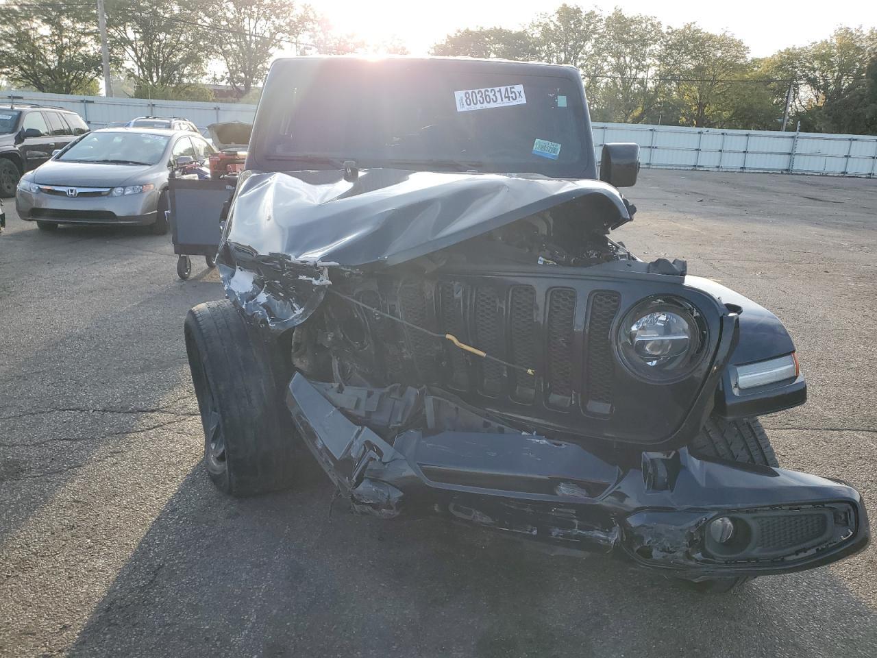 2021 Jeep Wrangler, Sahara