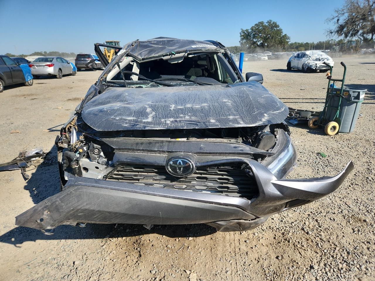 2025 Toyota RAV4, Xle