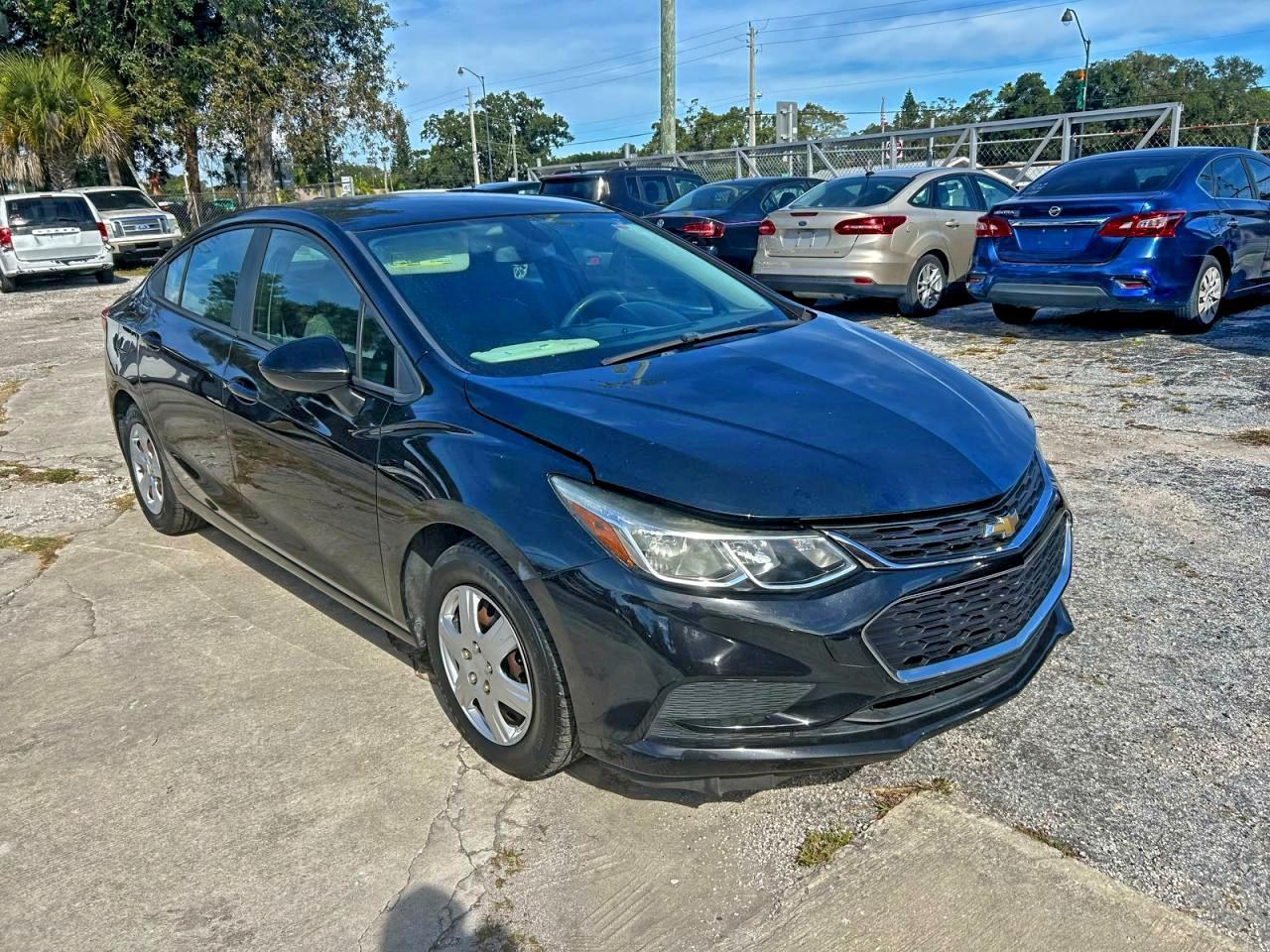 2018 Chevrolet Cruze, LS