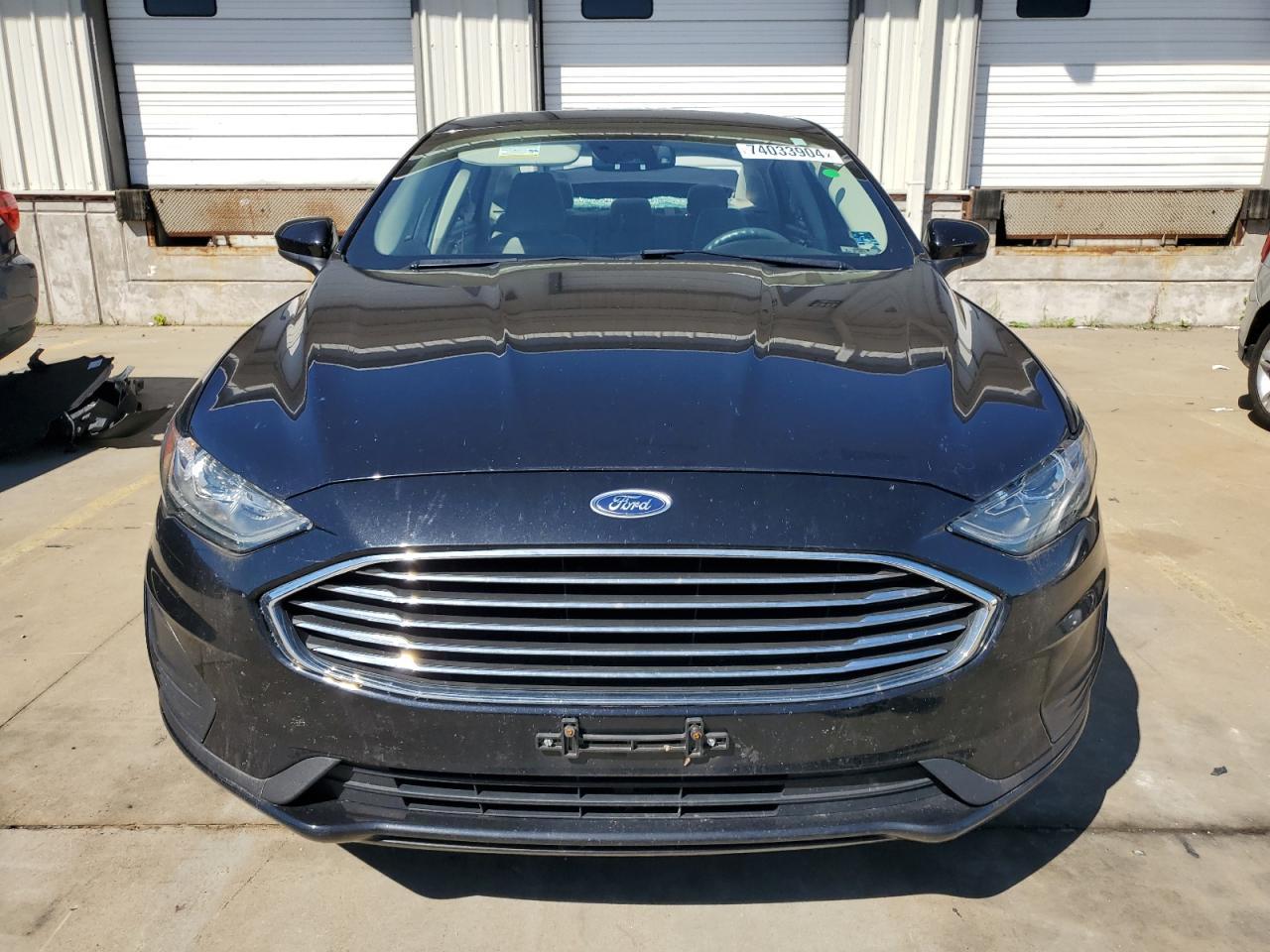 FORD FUSION  , 2019