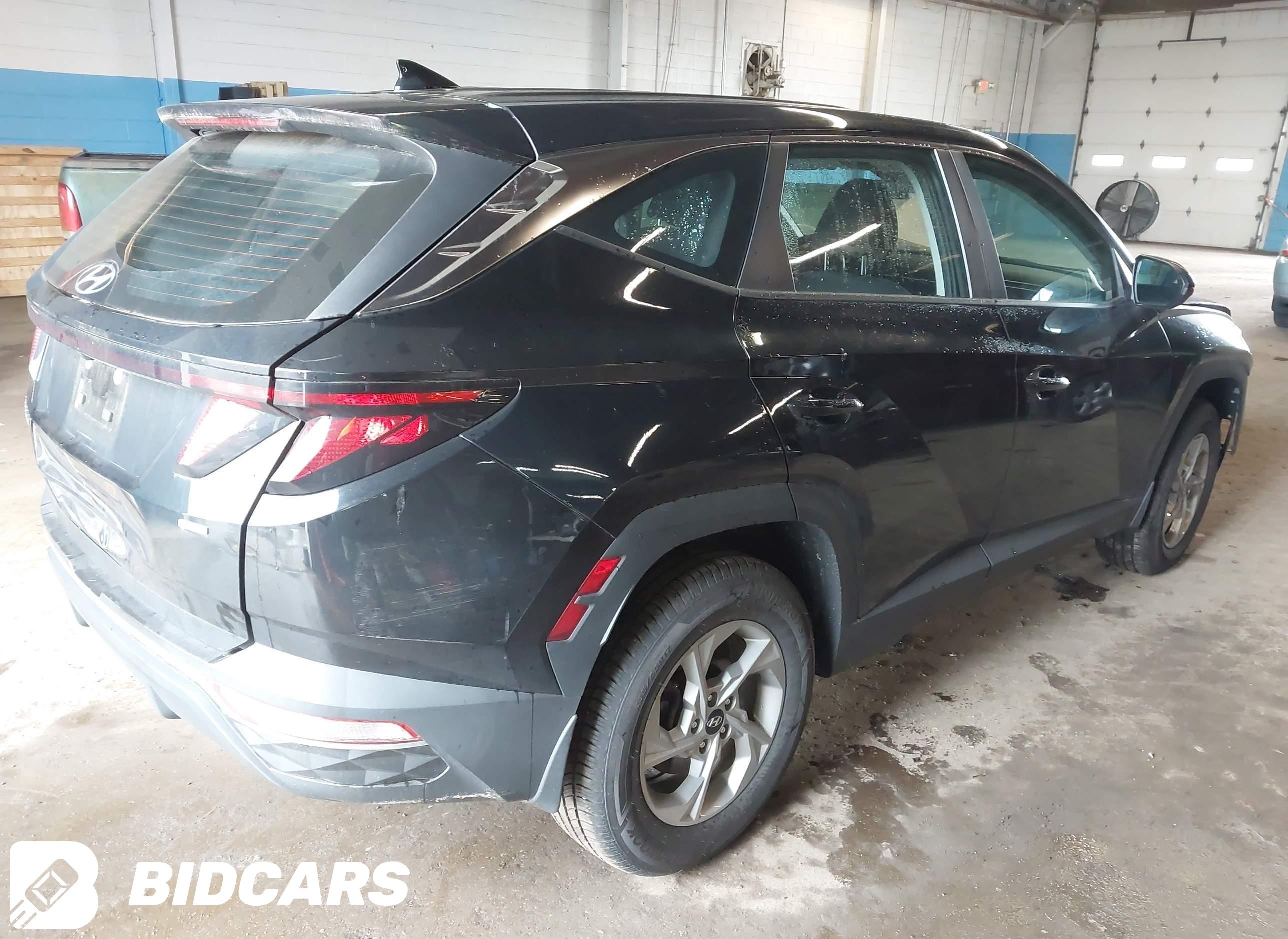 2023 Hyundai Tucson, SE