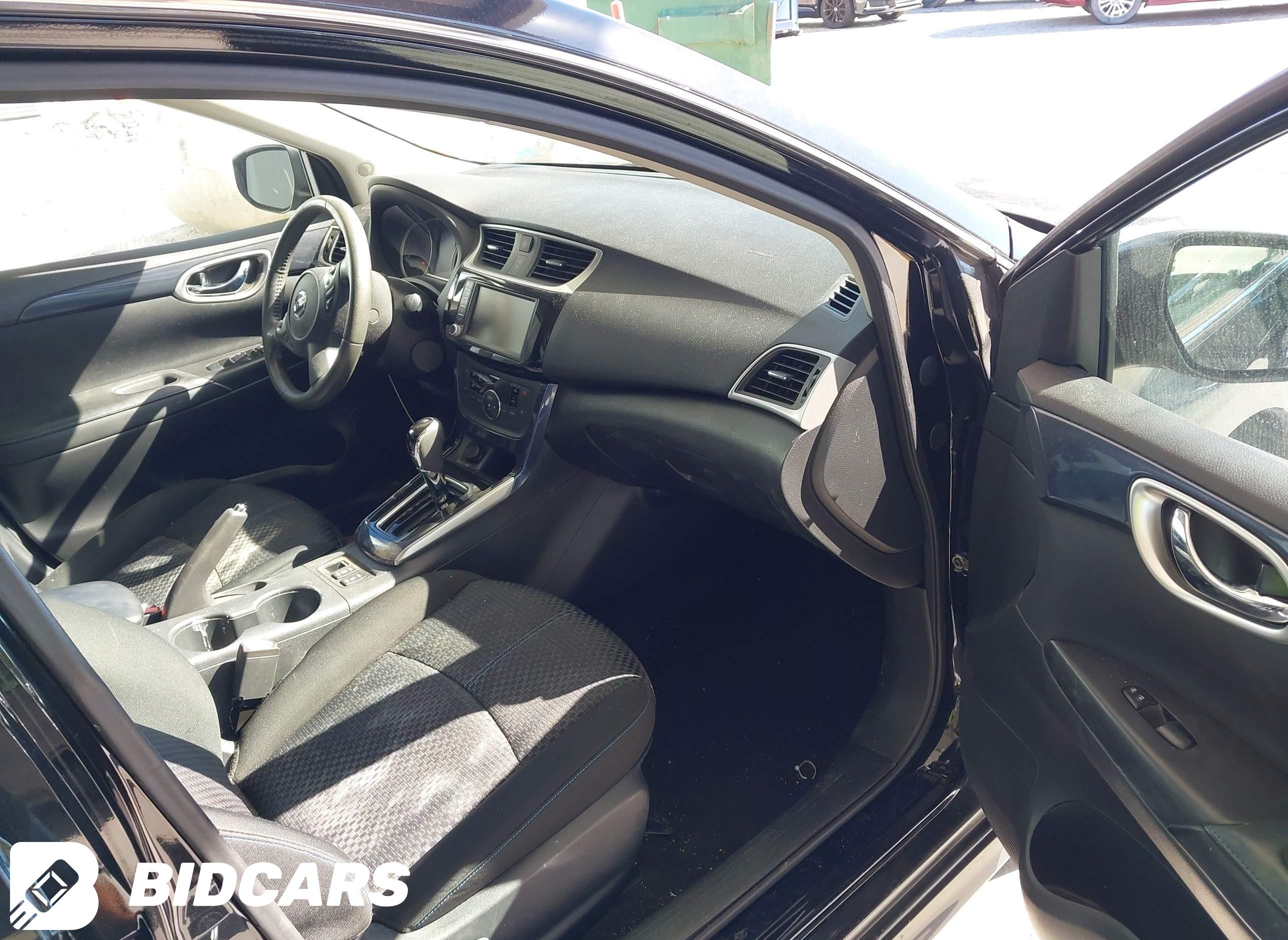 2019 Nissan Sentra, SR