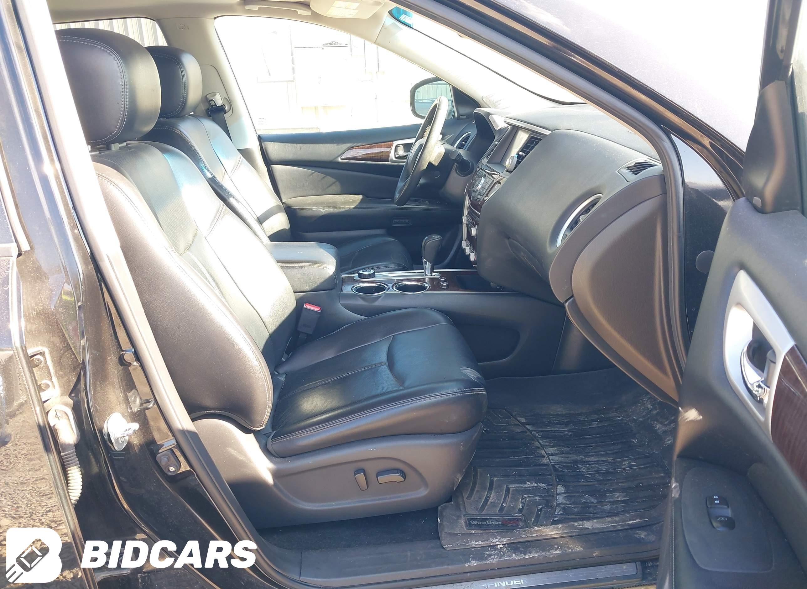 2015 Nissan Pathfinder, Platinum