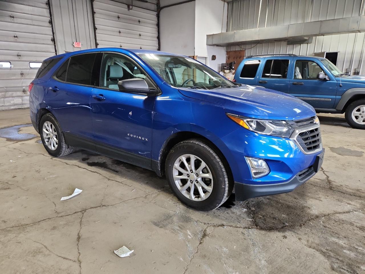 2019 Chevrolet Equinox, LS