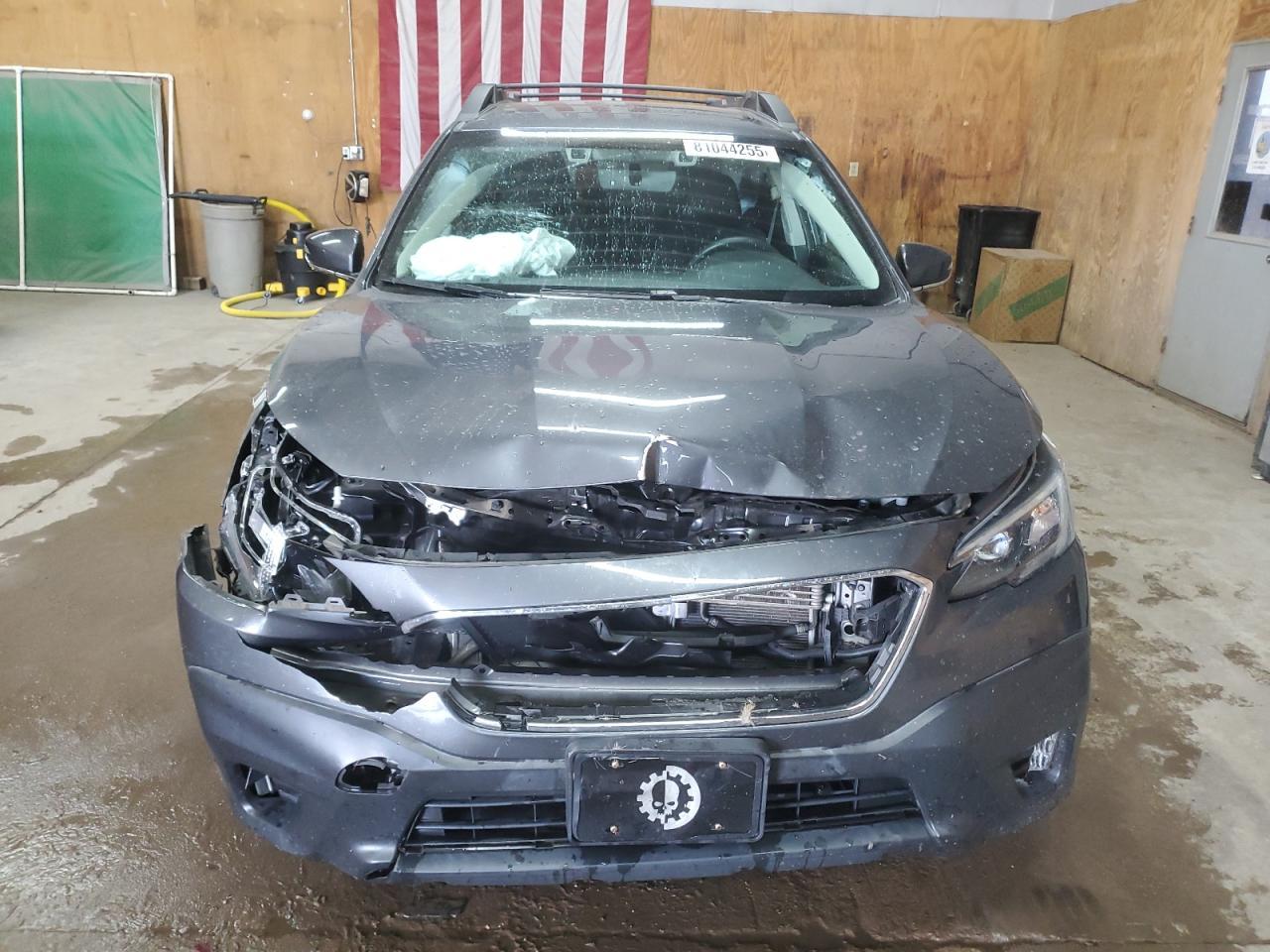 2021 Subaru Outback, Premium