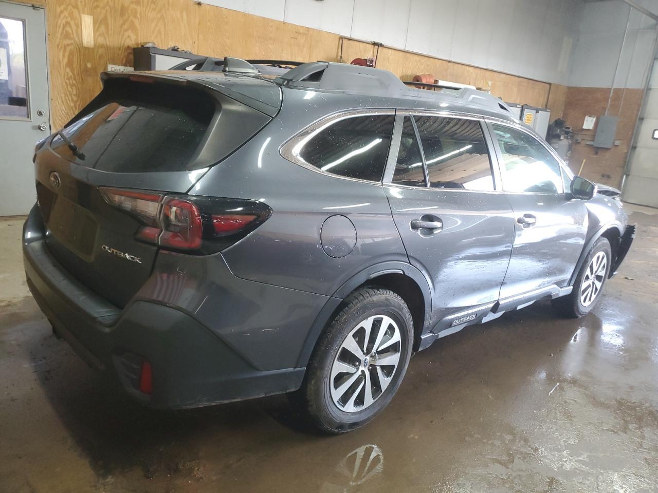 2021 Subaru Outback, Premium
