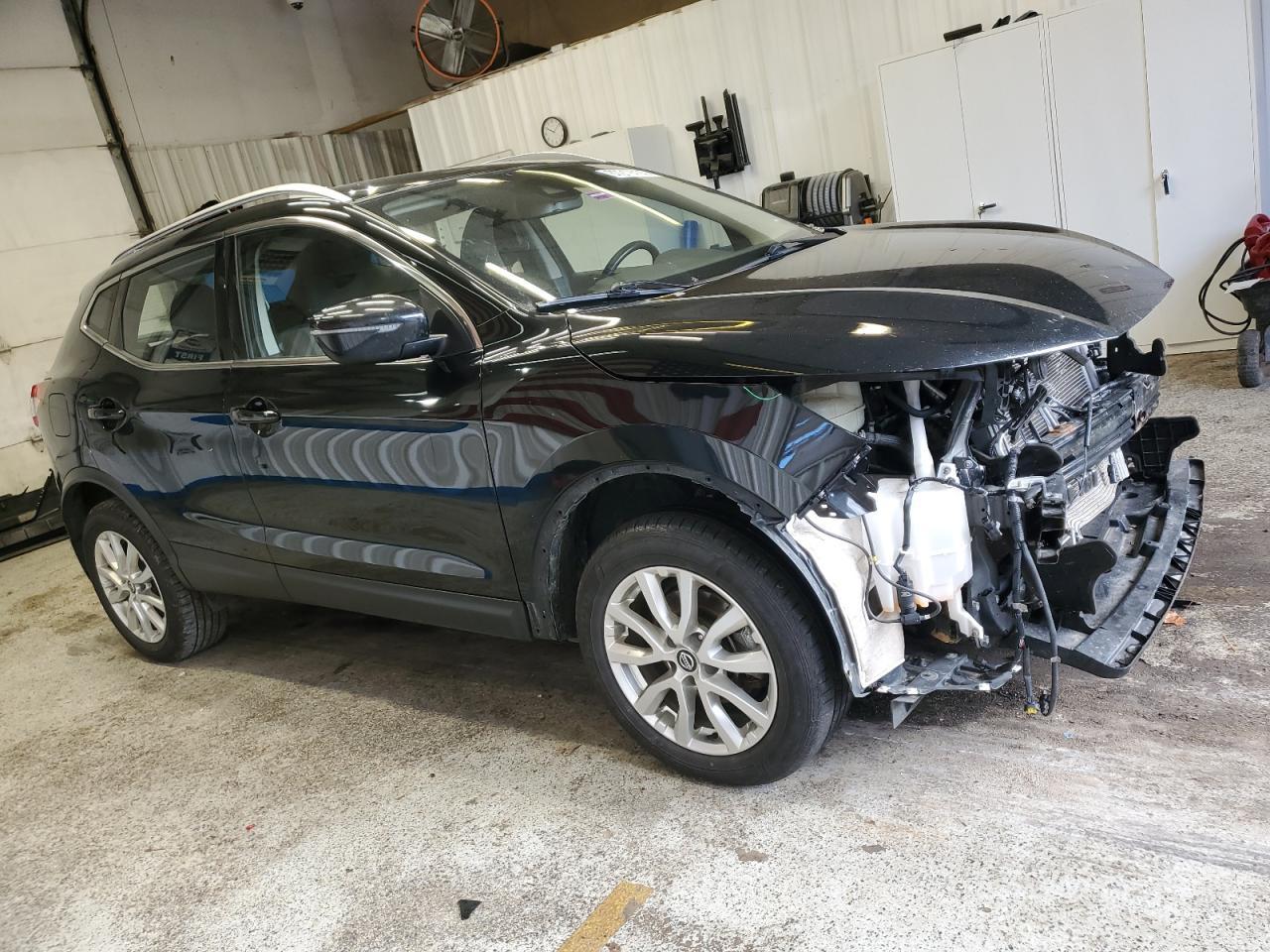 2021 Nissan Rogue, SV