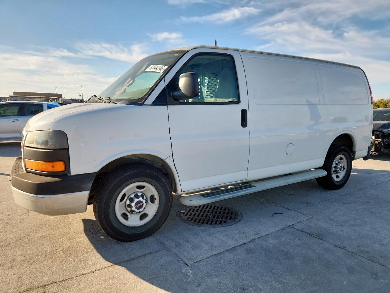 2015 GMC Savana, G2500