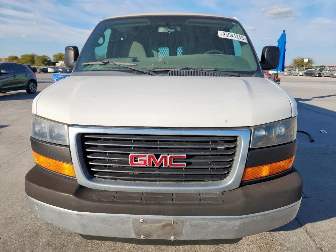 2015 GMC Savana, G2500