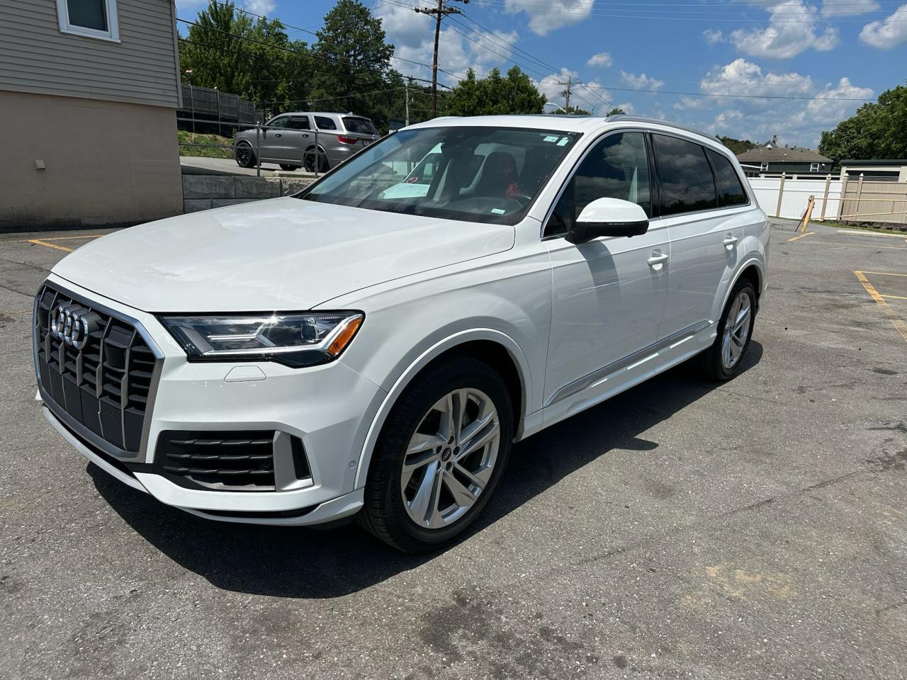 2023 Audi Q7, Premium Plus