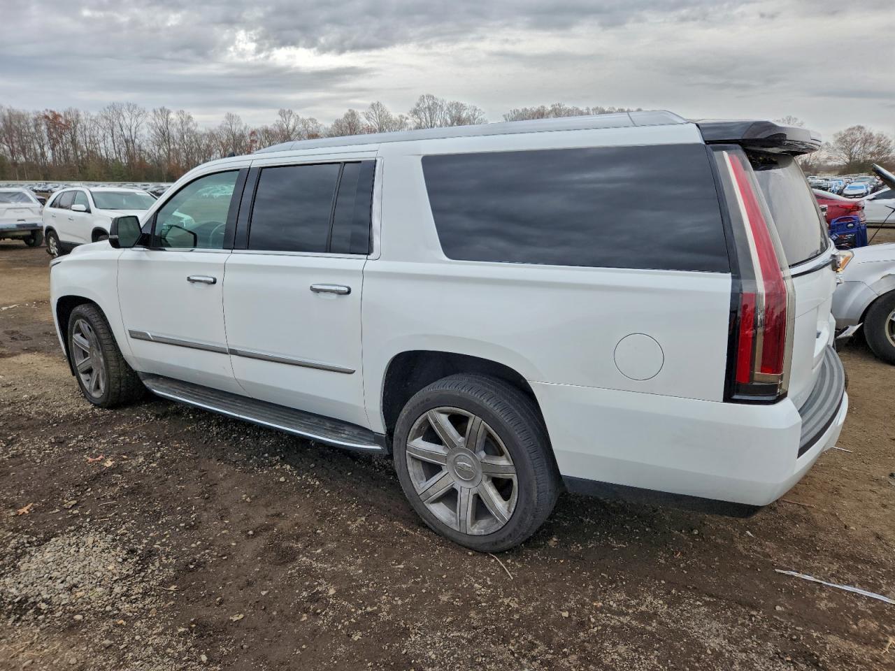 2016 Cadillac Escalade, Esv L...