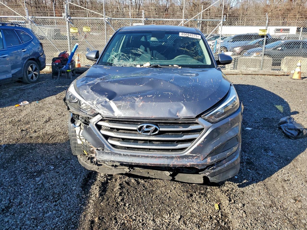 2018 Hyundai Tucson, SE