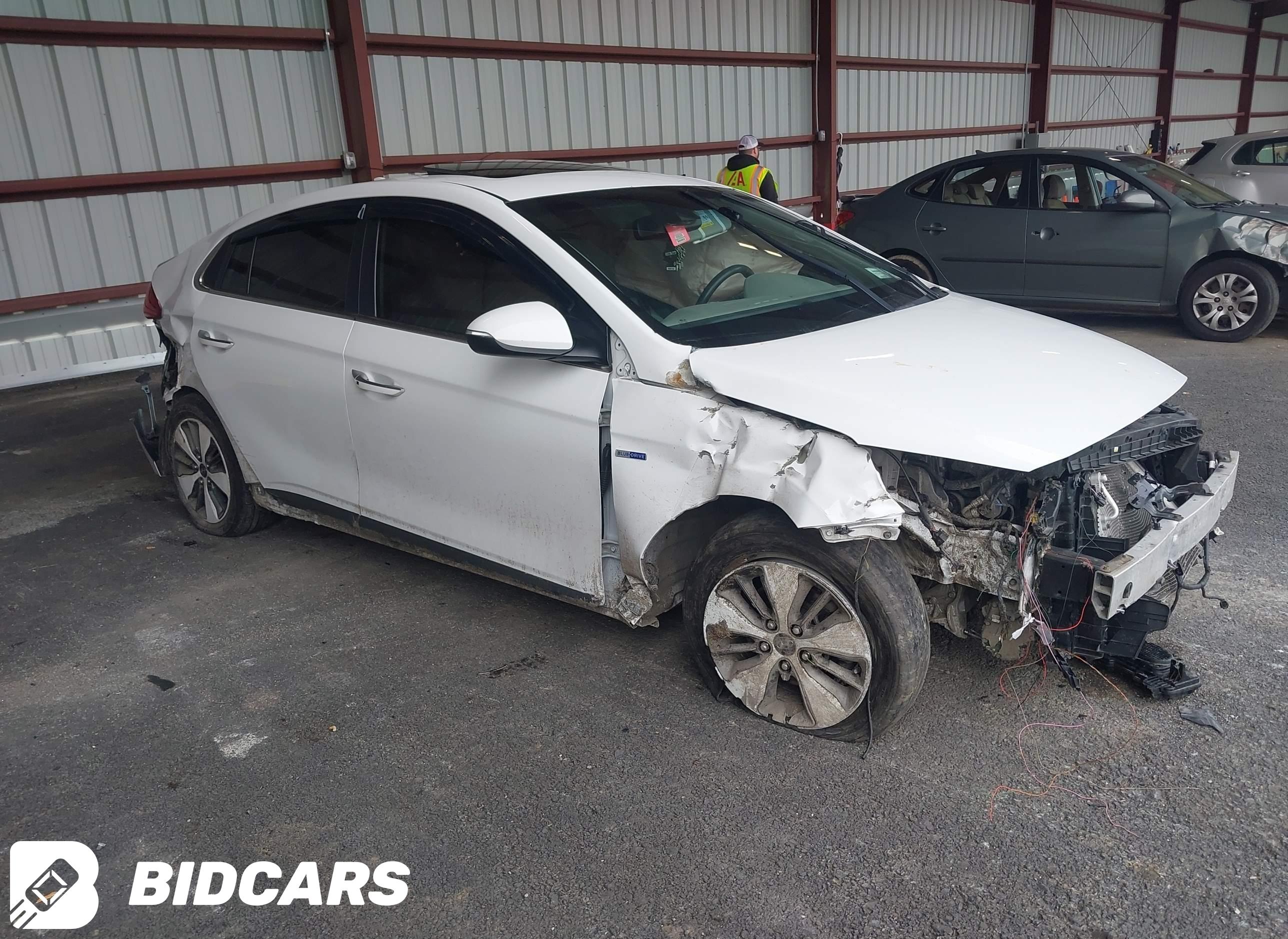 2019 Hyundai Ioniq, Plug-In H...