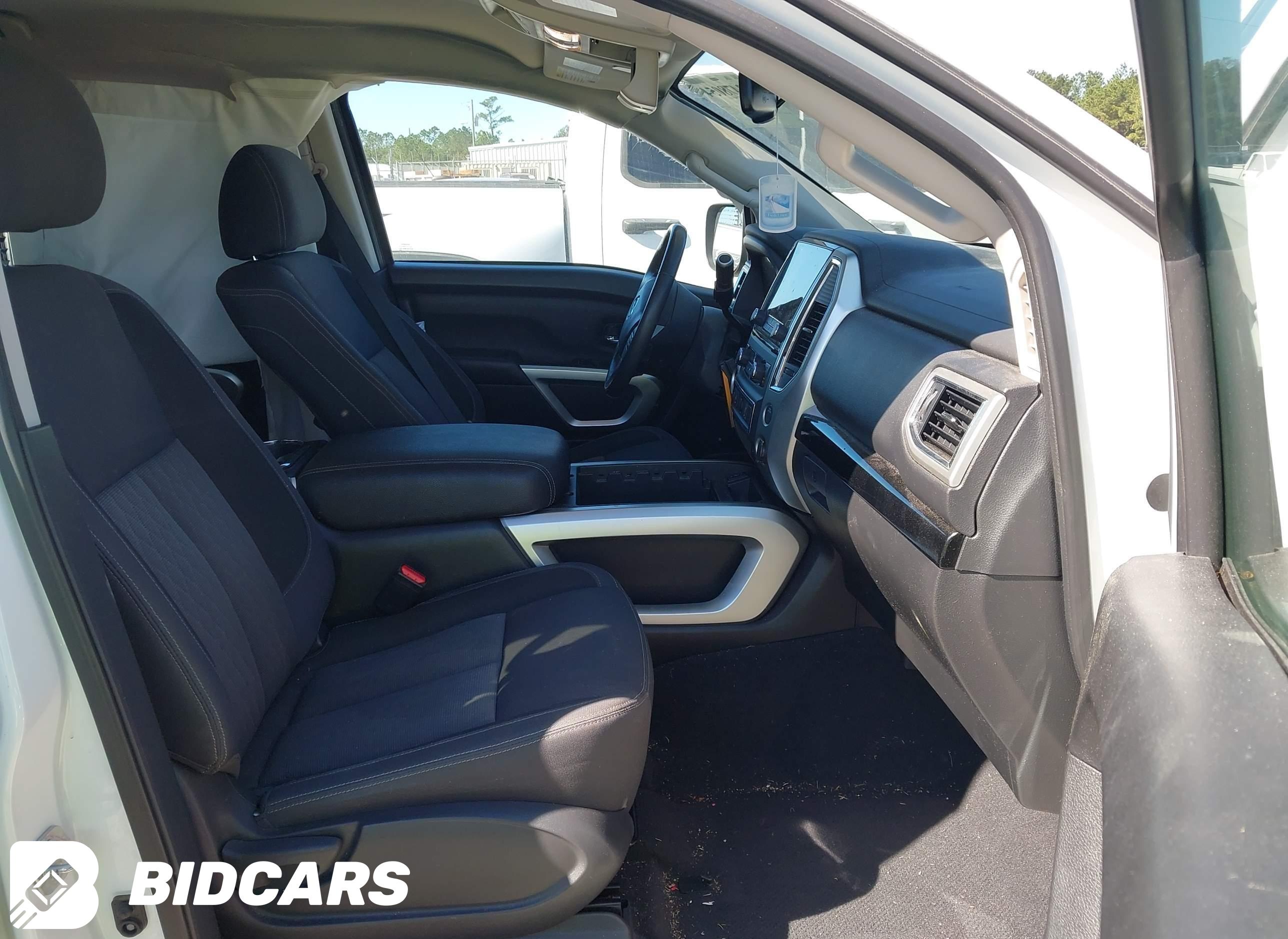 2021 Nissan Titan, Sv 4X2