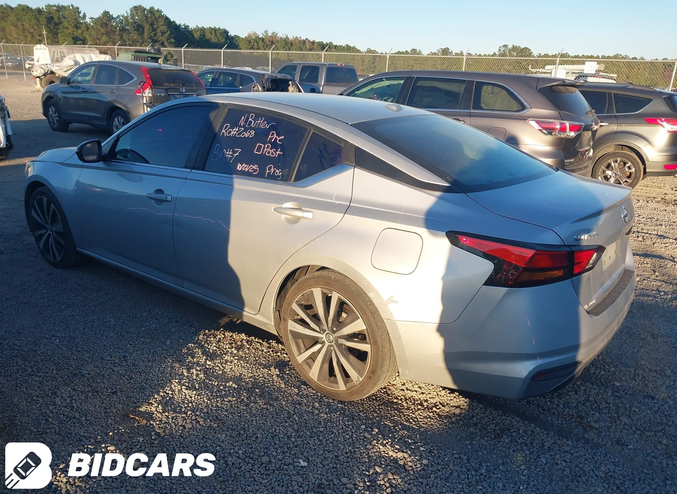 2019 Nissan Altima, 2.5 SR