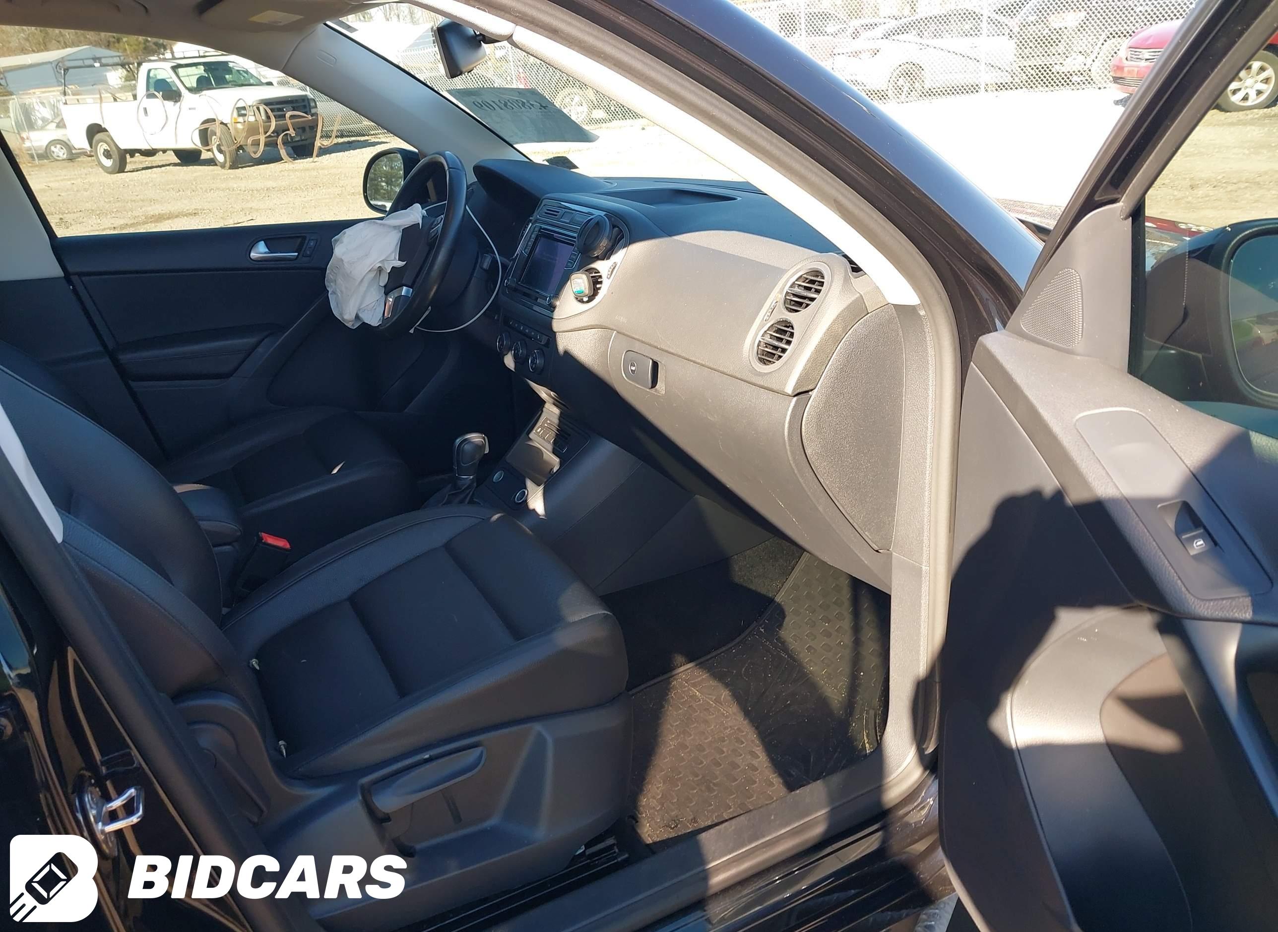 2017 Volkswagen Tiguan, 2.0T/...