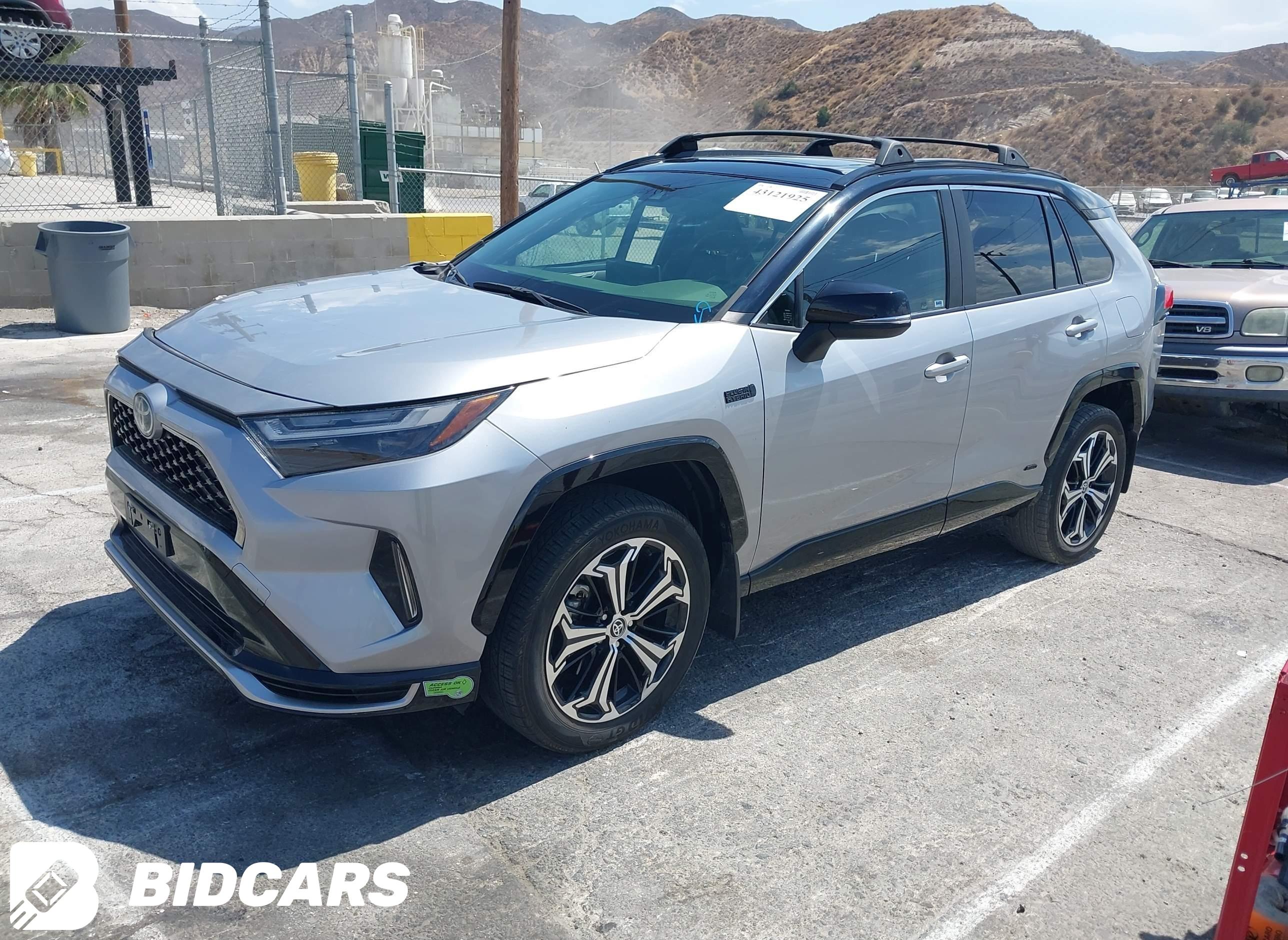 2022 Toyota RAV4, Xse