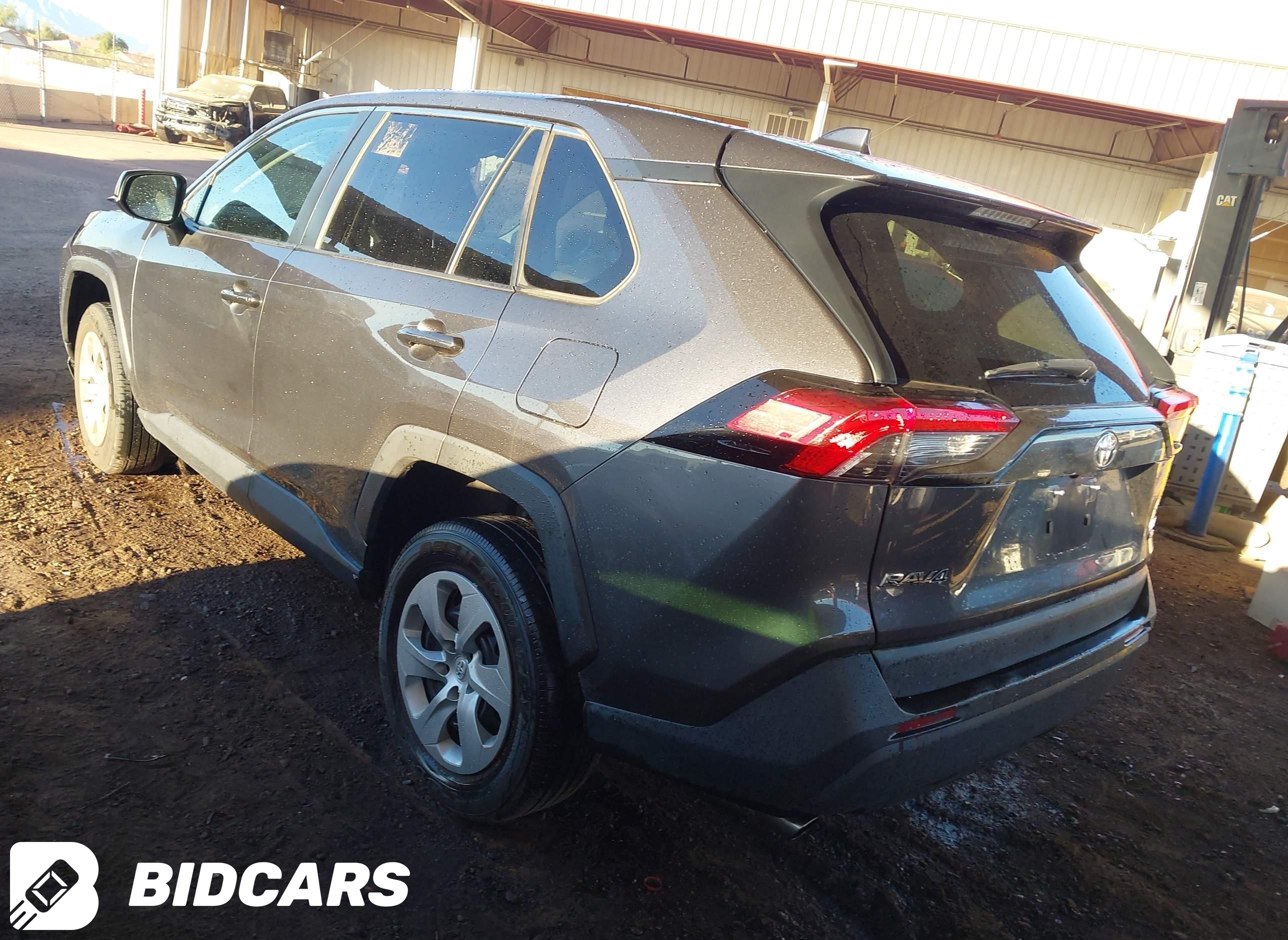 2023 Toyota RAV4, LE