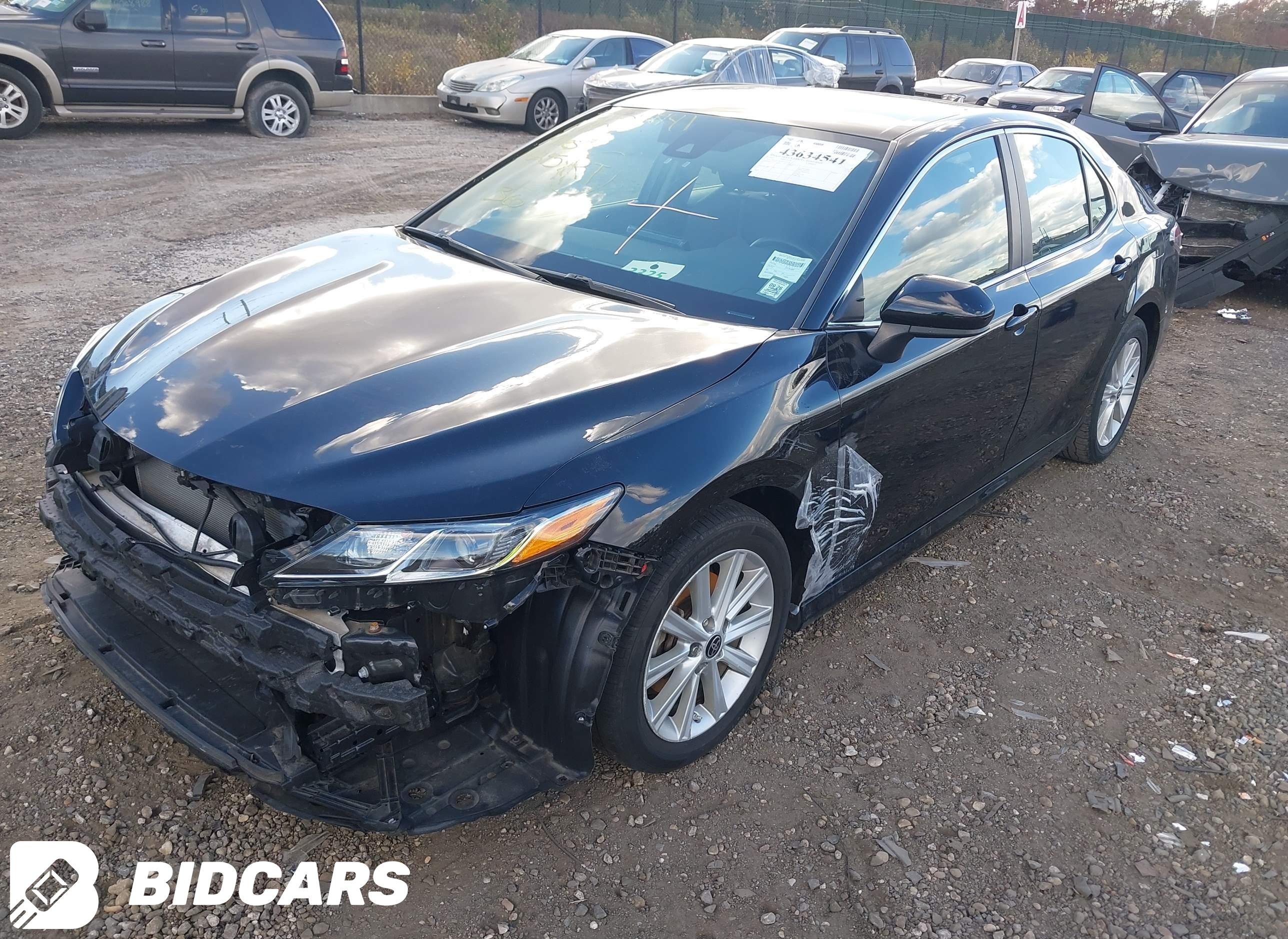 2021 Toyota Camry, LE