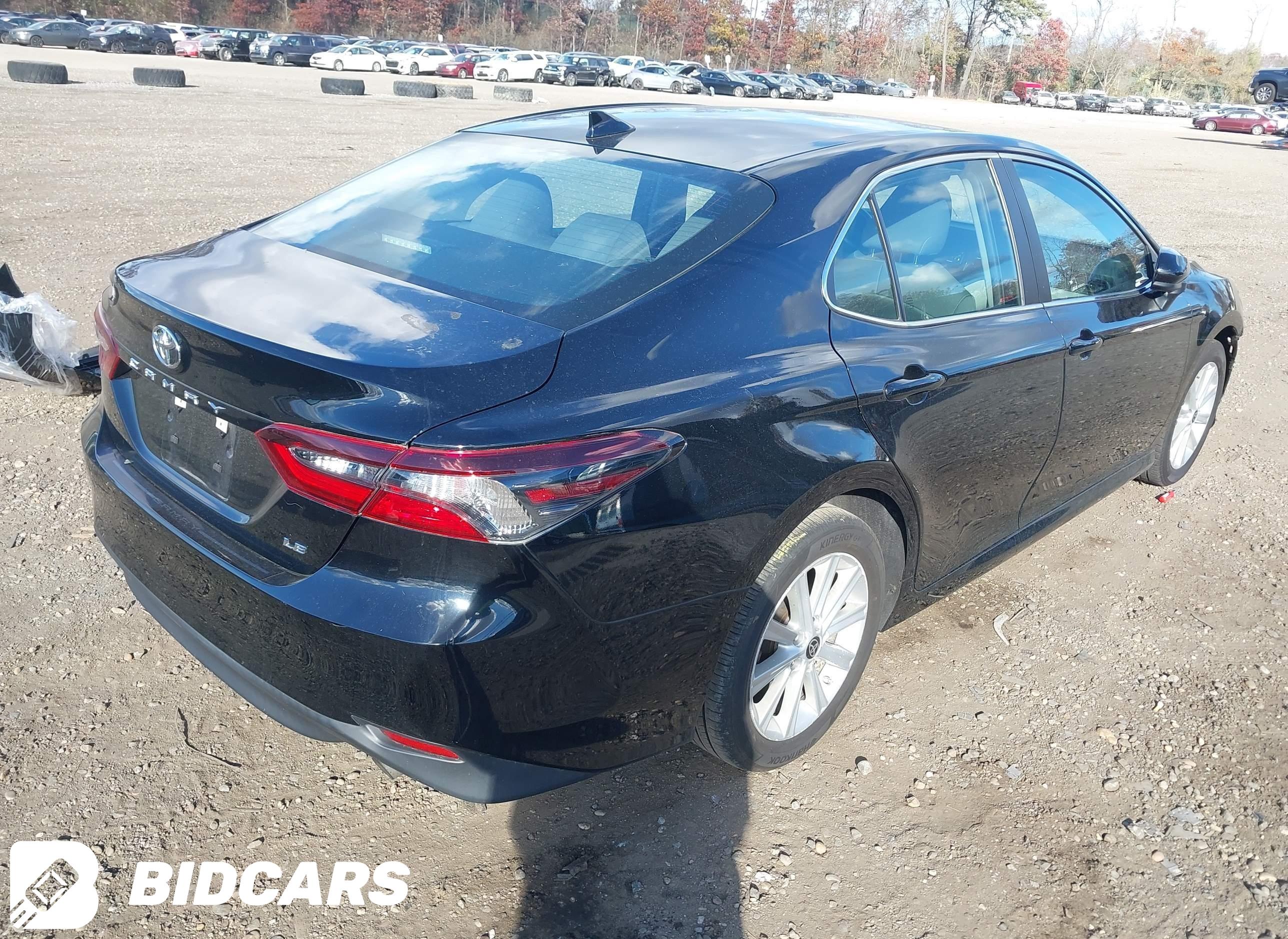 2021 Toyota Camry, LE