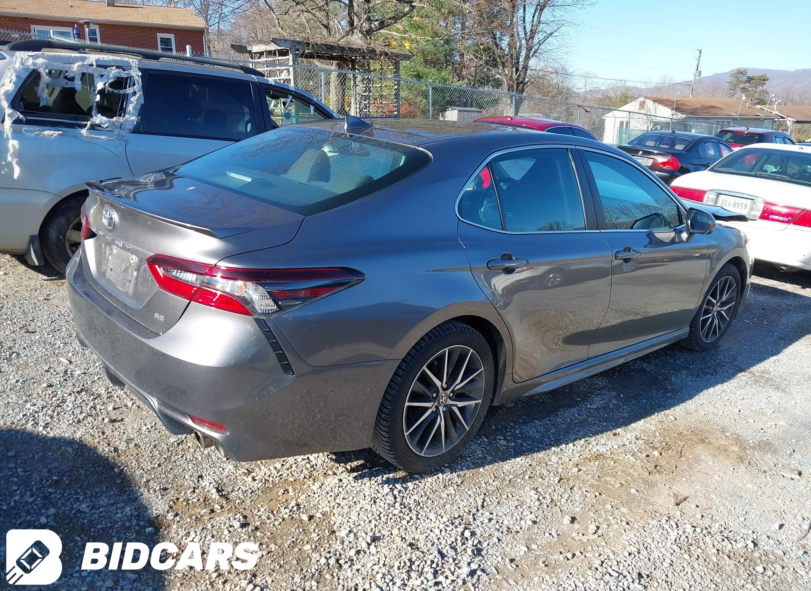 2021 Toyota Camry, SE