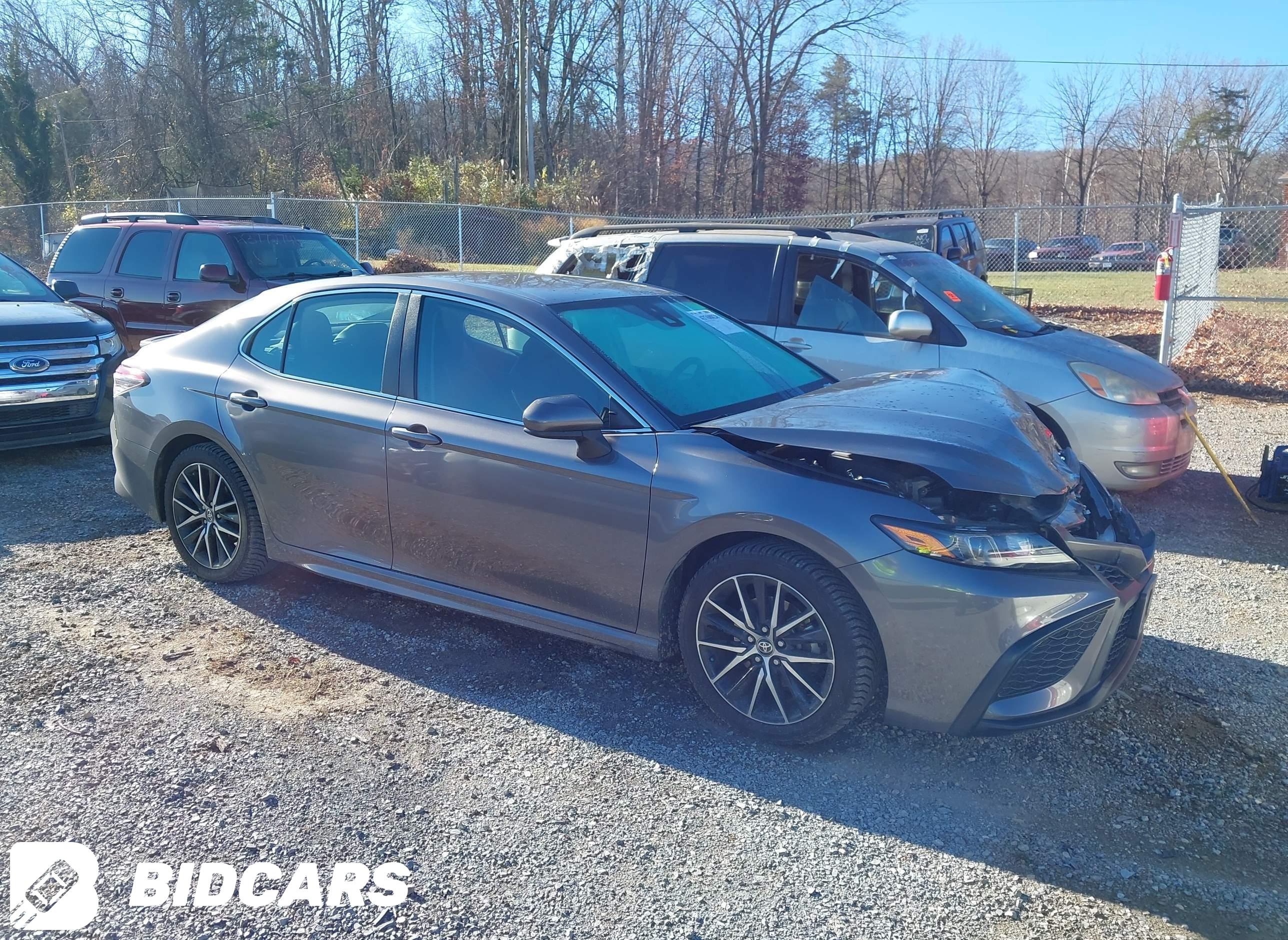 2021 Toyota Camry, SE