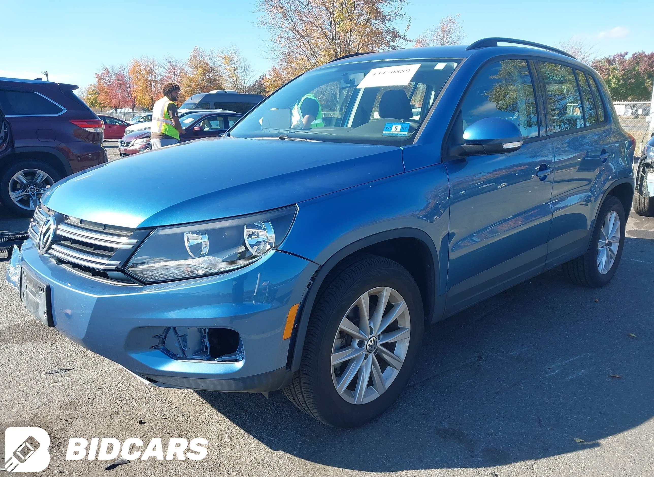 2018 Volkswagen Tiguan, Limit...