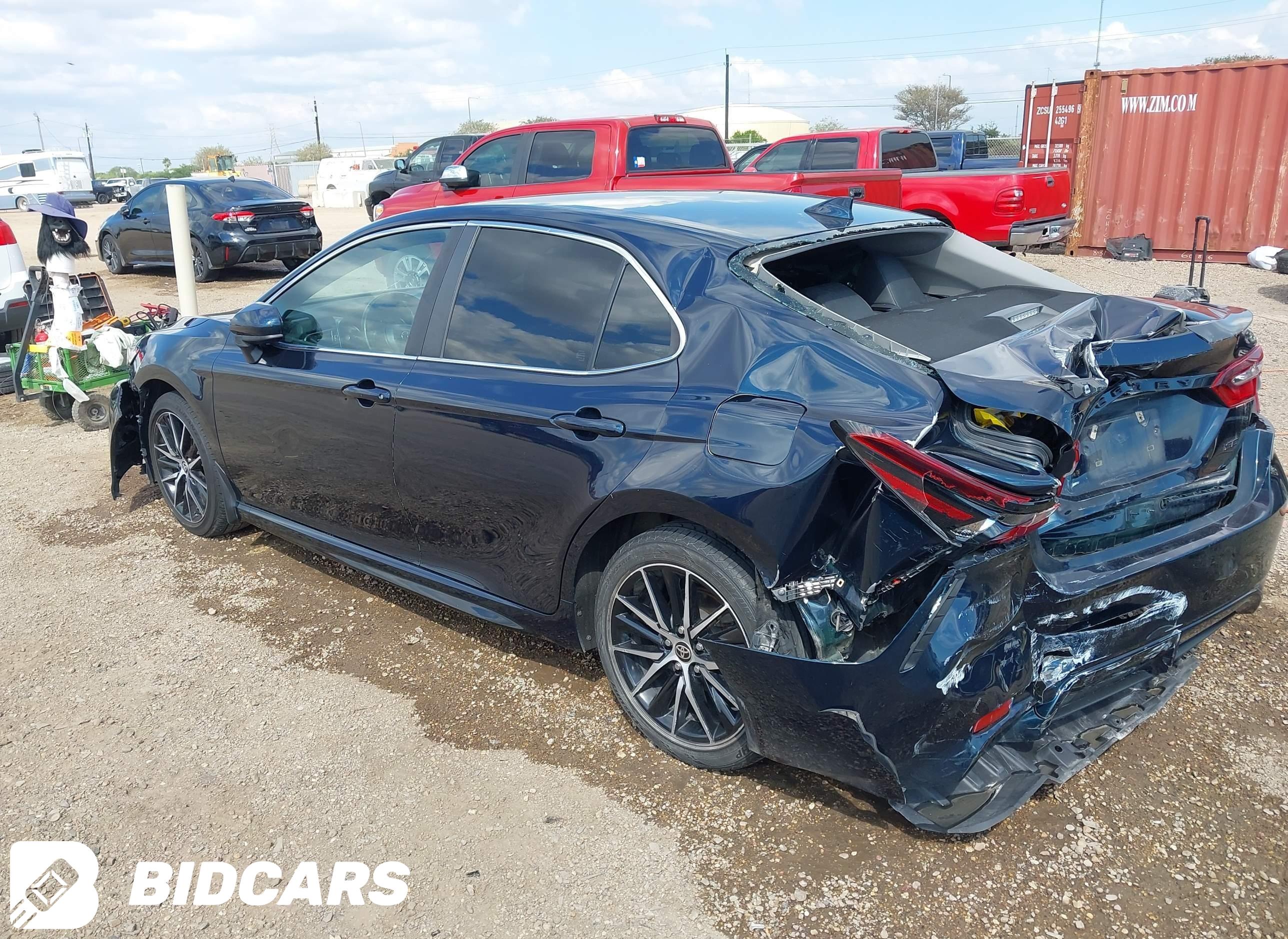 2021 Toyota Camry, SE