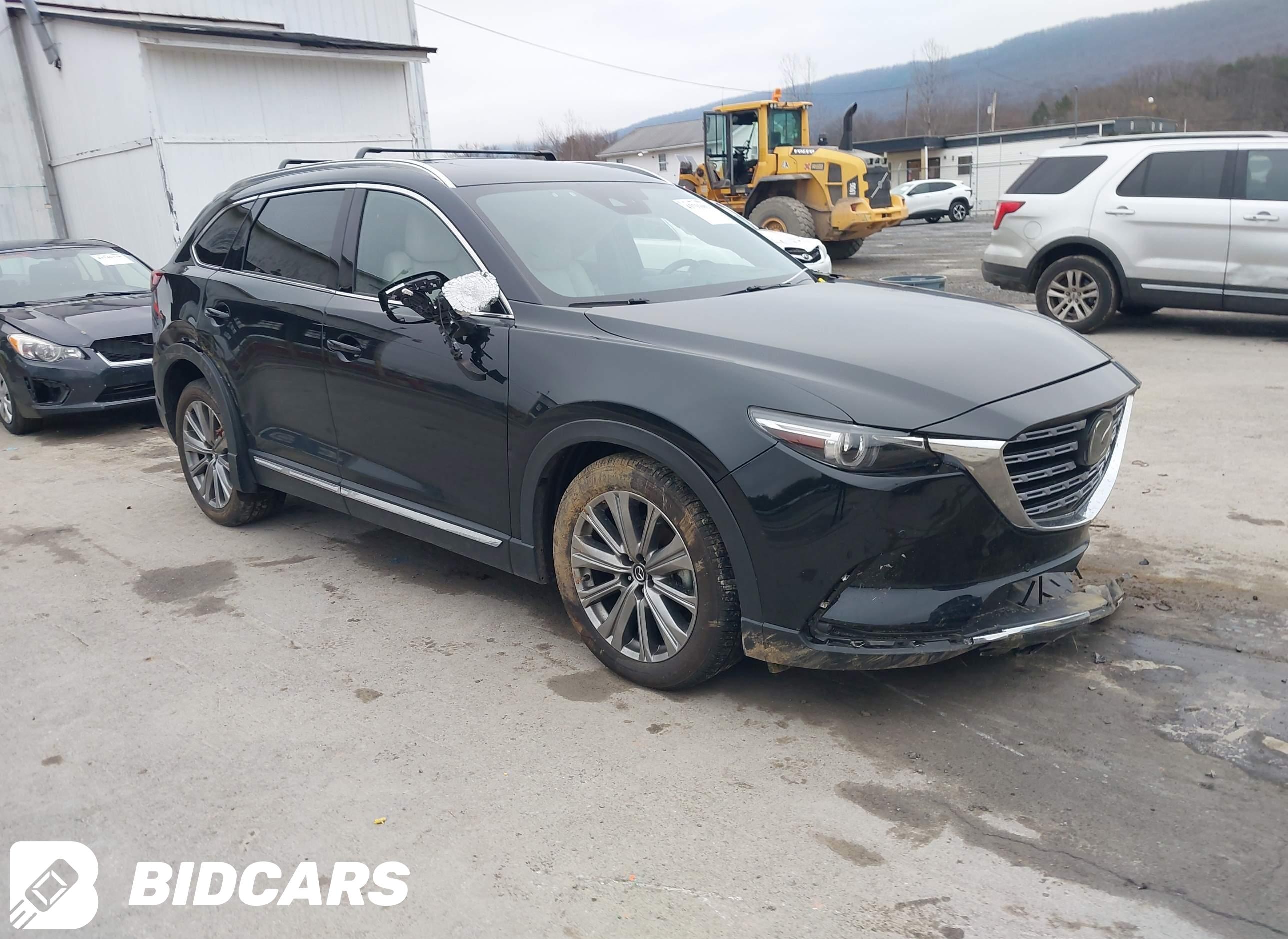 2023 Mazda CX-9, Signature