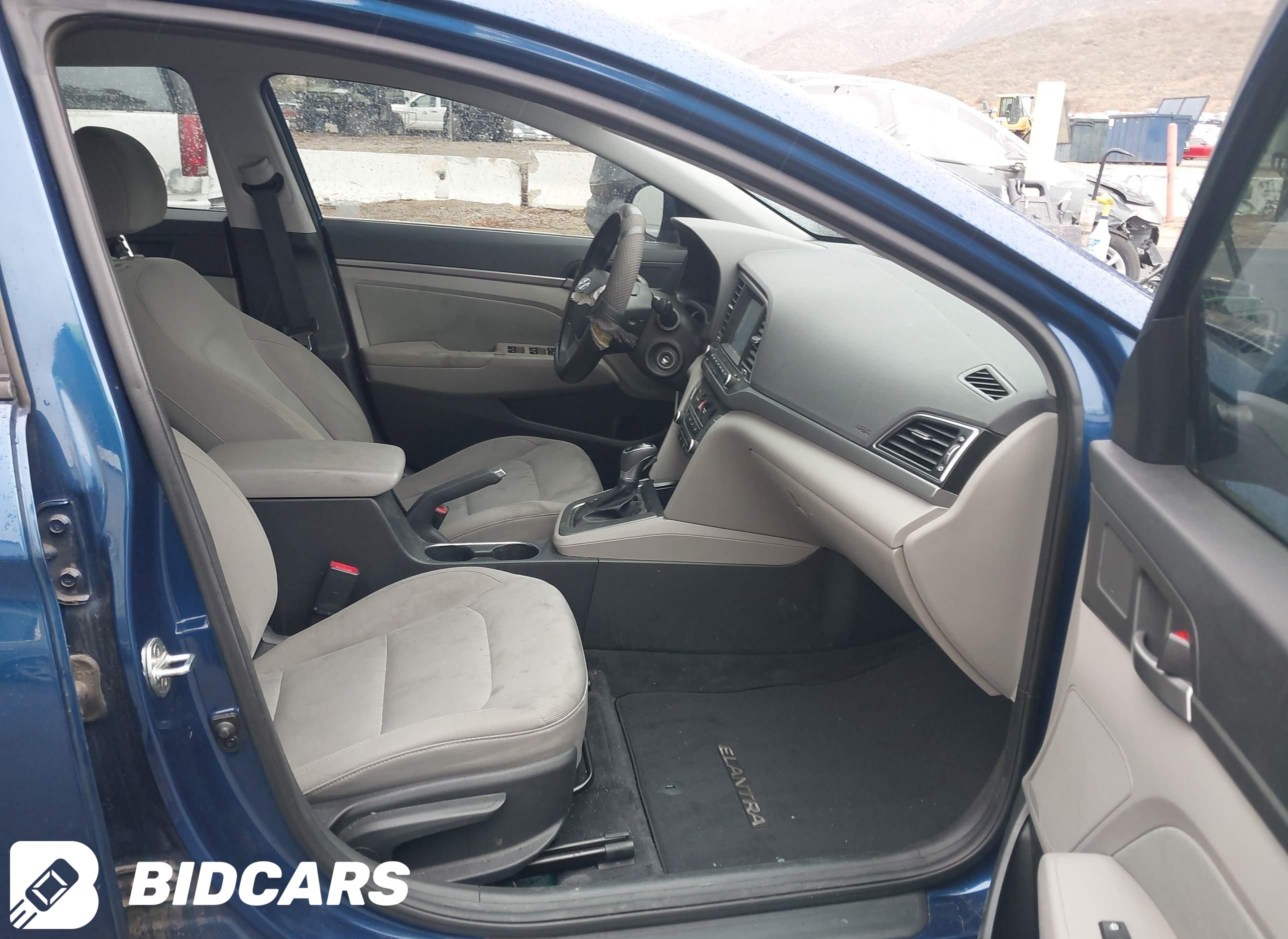 2018 Hyundai Elantra, Sel