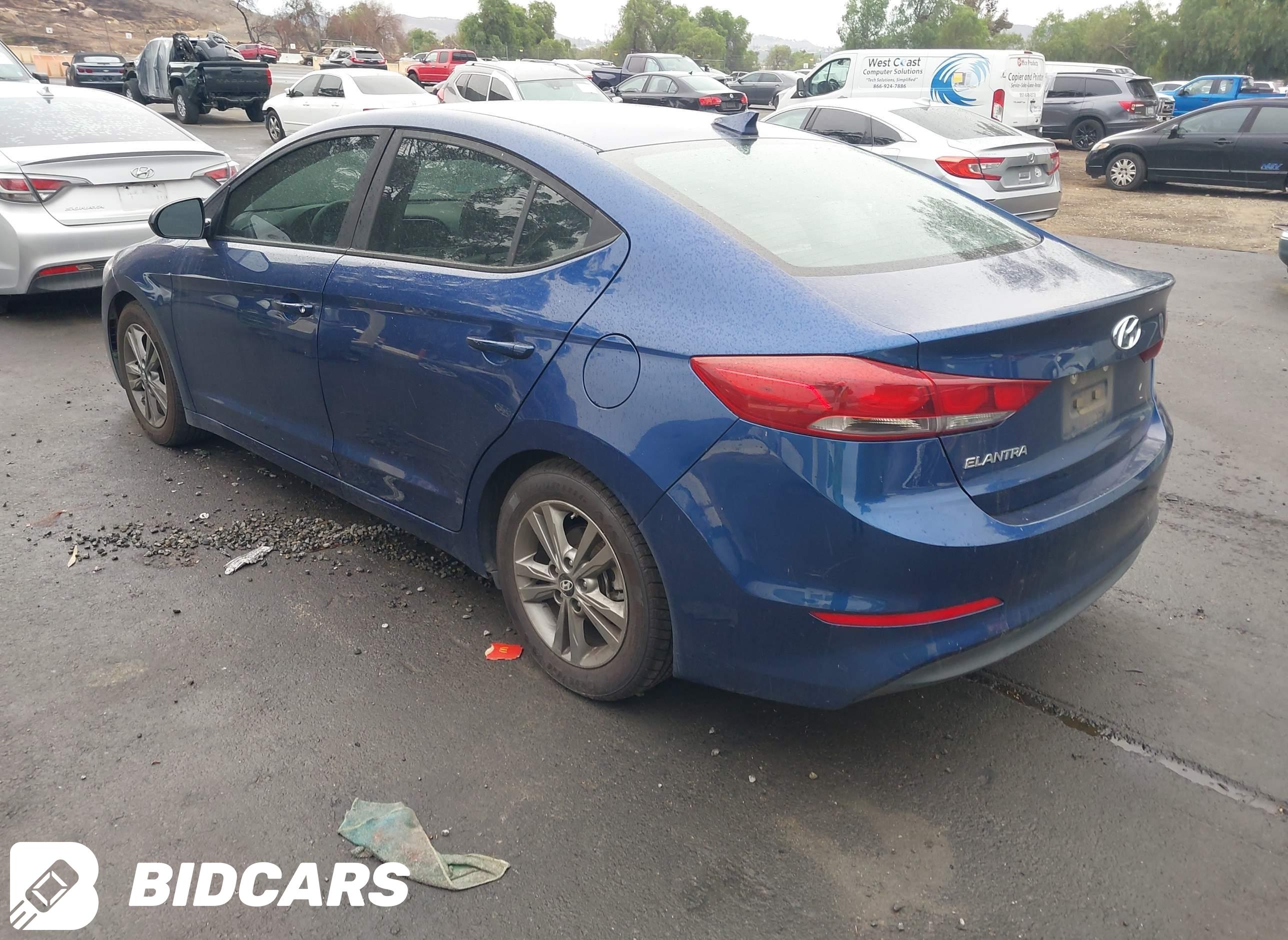 2018 Hyundai Elantra, Sel