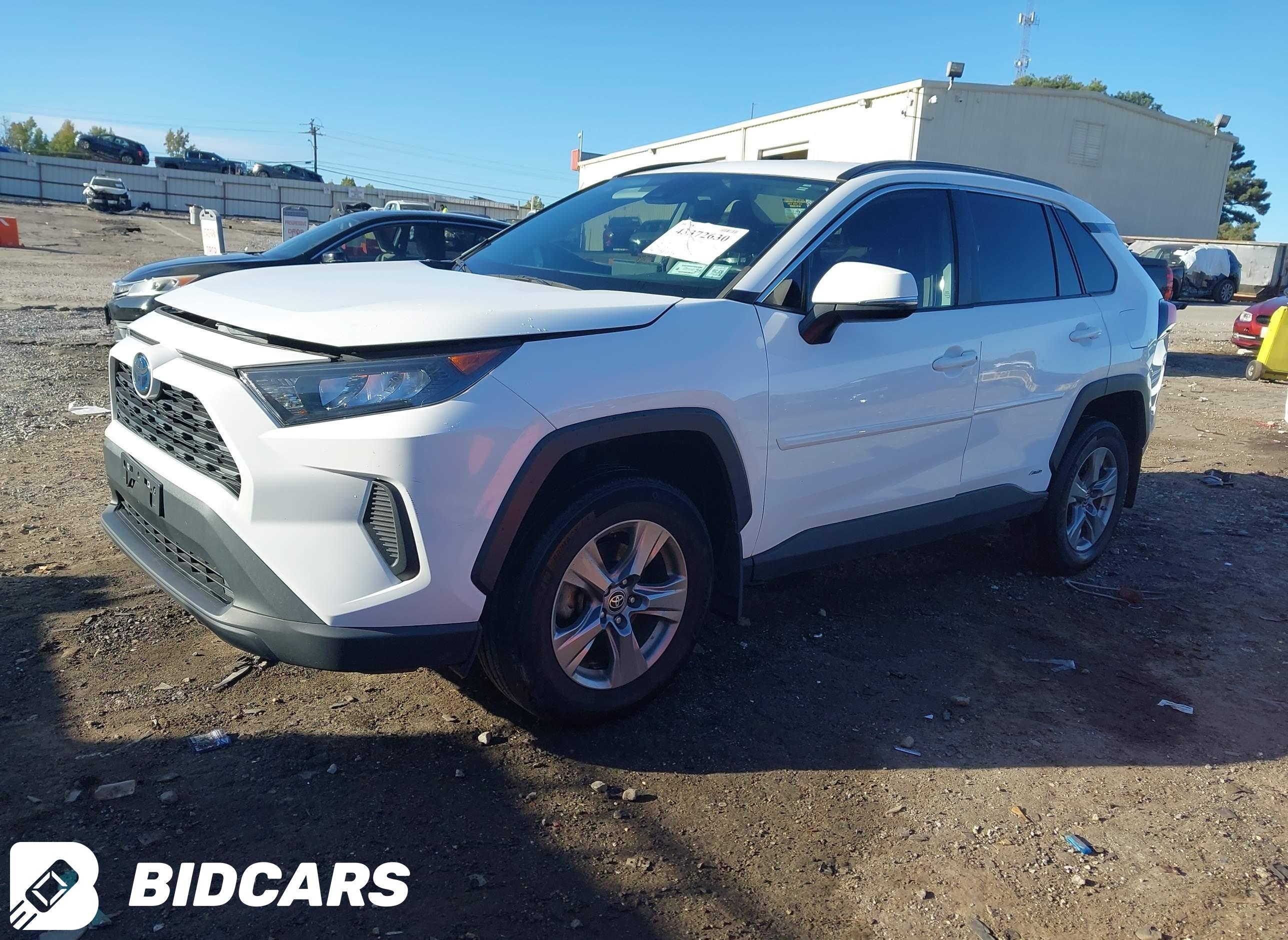 2022 Toyota RAV4, Hybrid LE