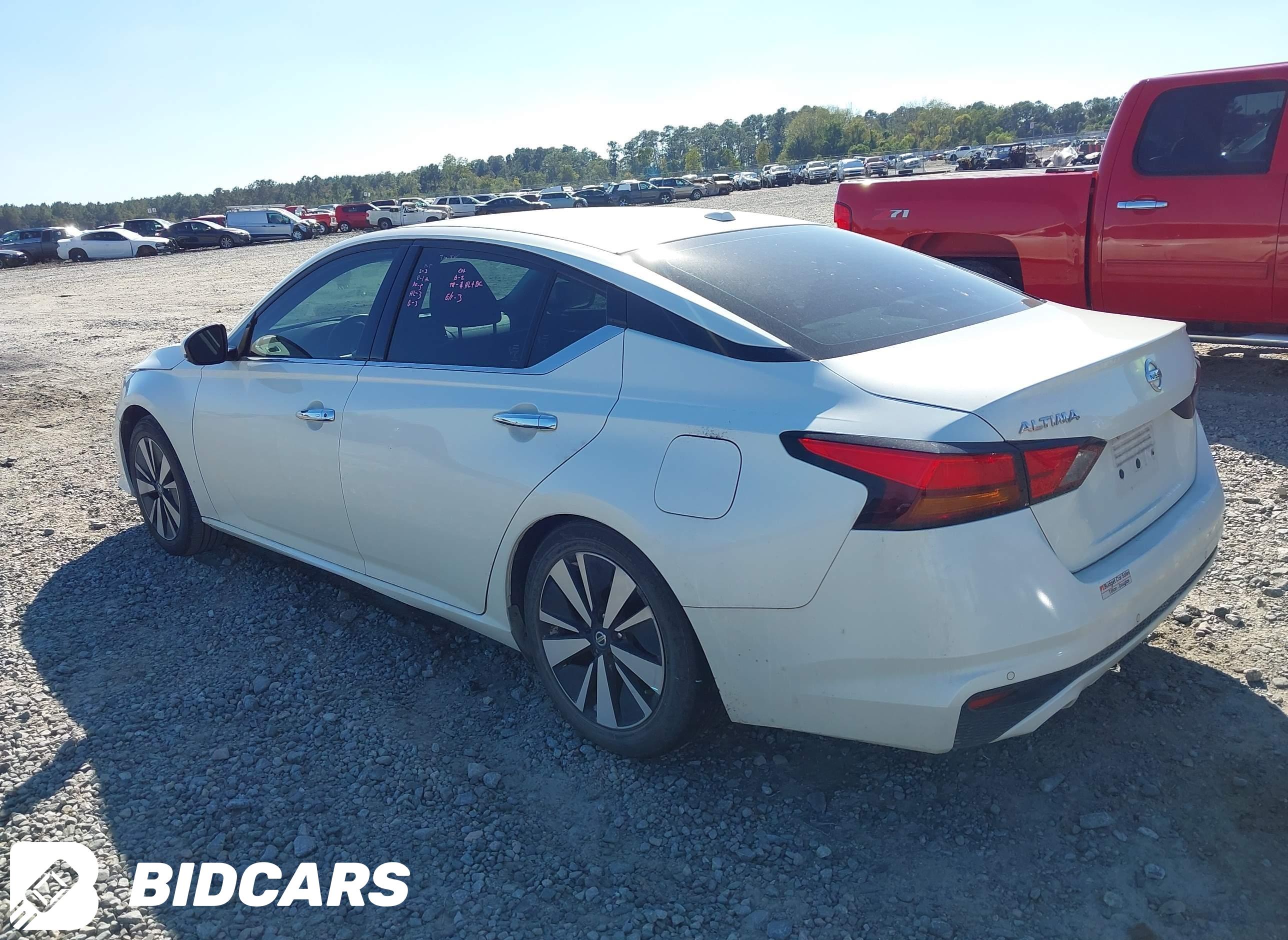 2019 Nissan Altima, 2.5 SV