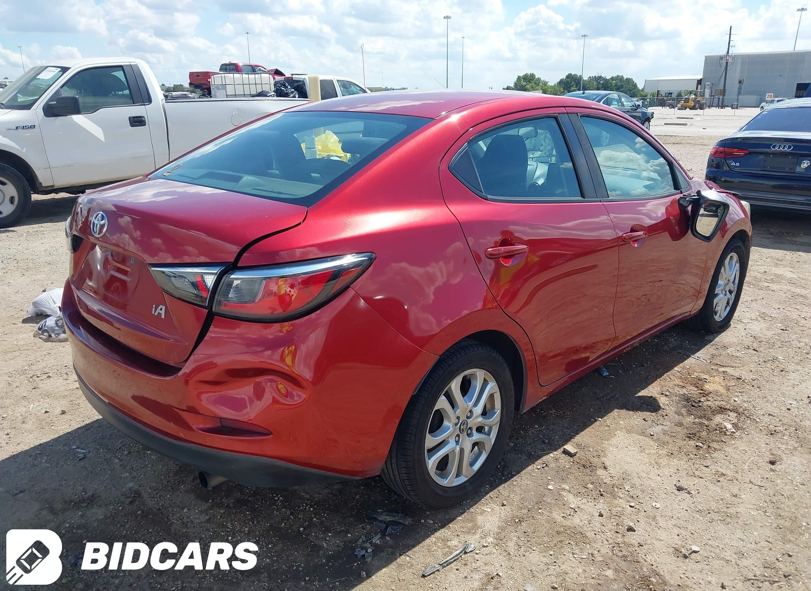 2017 Toyota Yaris, Ia