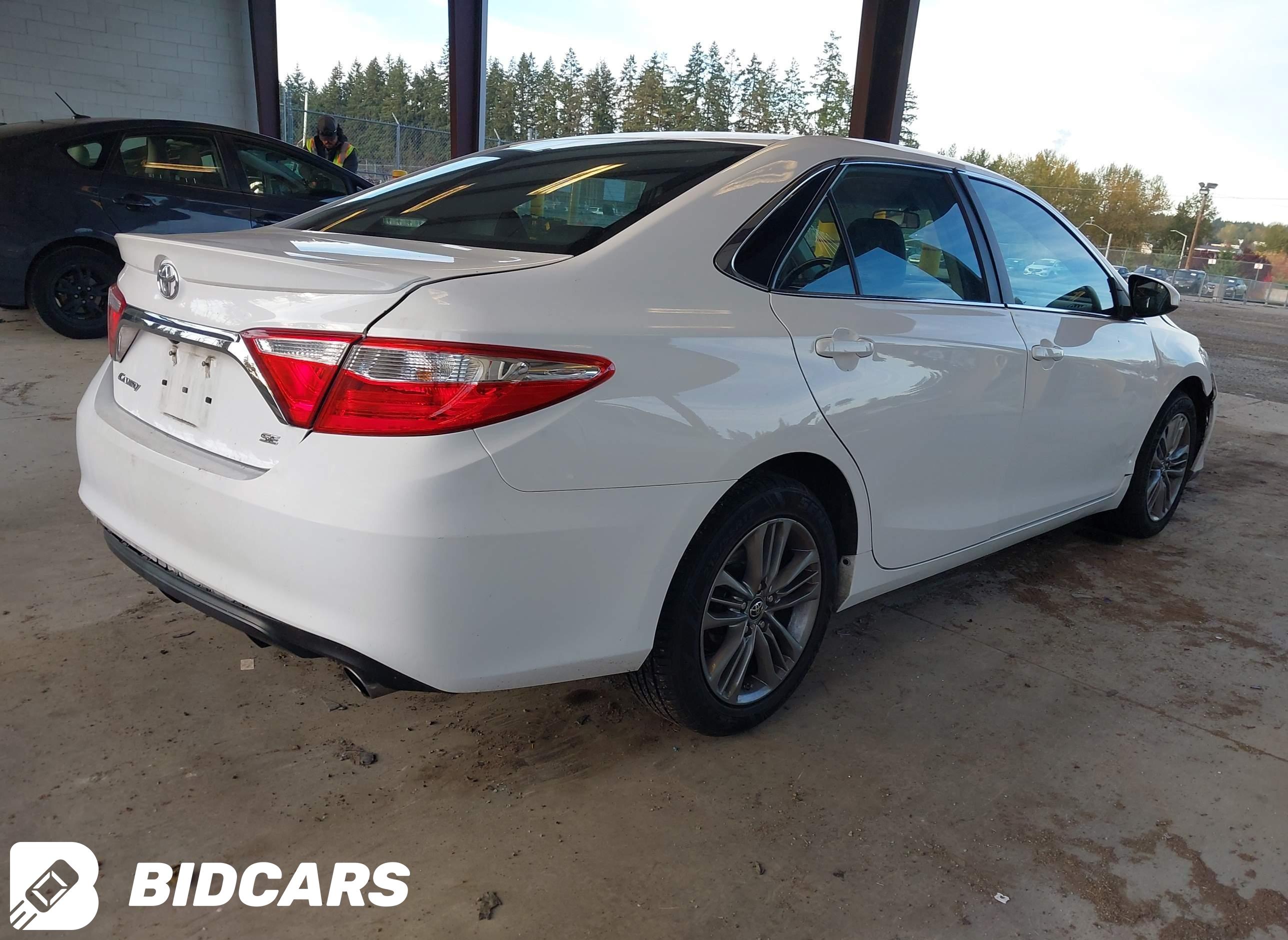 2017 Toyota Camry, SE