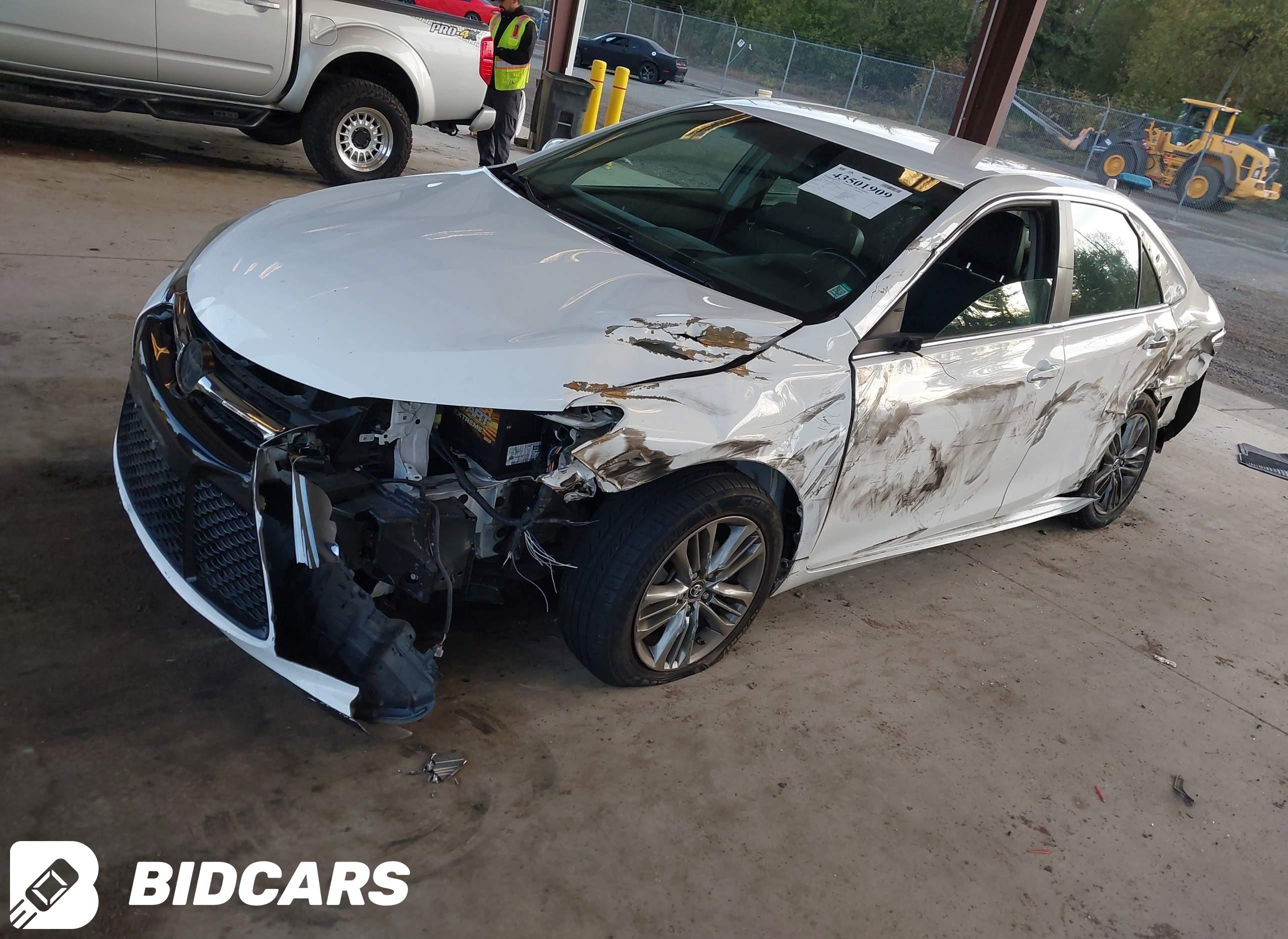 2017 Toyota Camry, SE