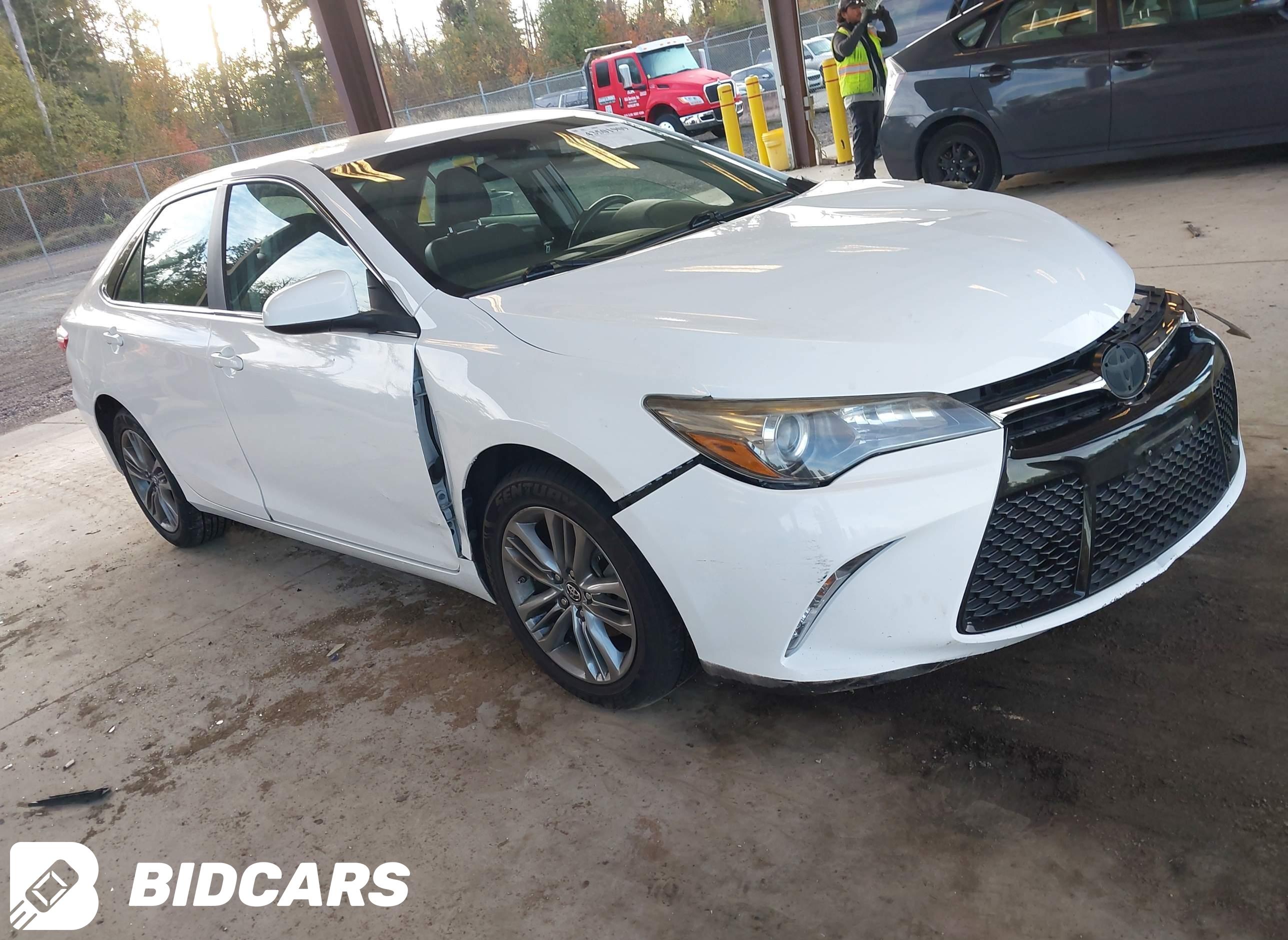 2017 Toyota Camry, SE