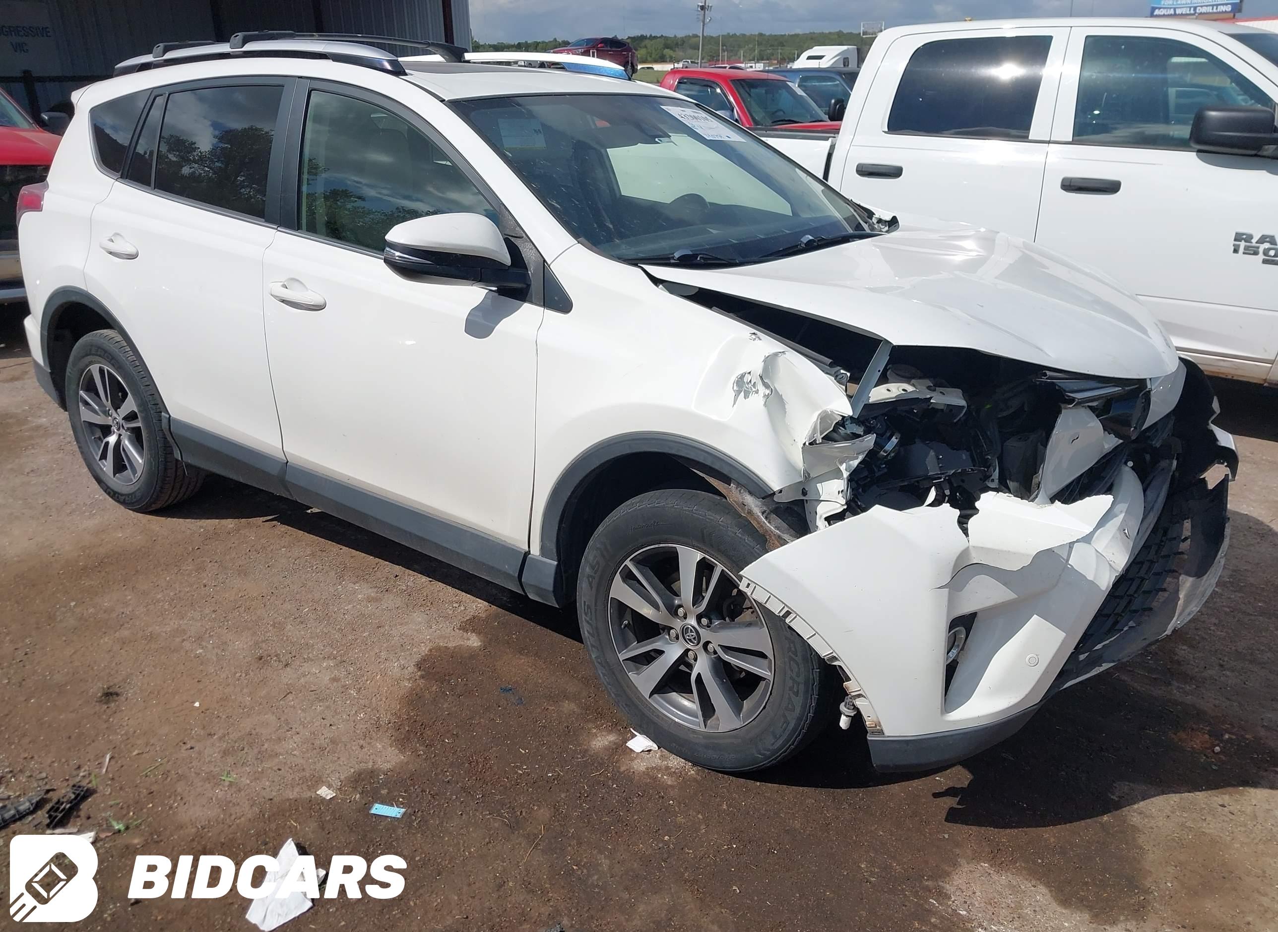 2016 Toyota RAV4, Xle