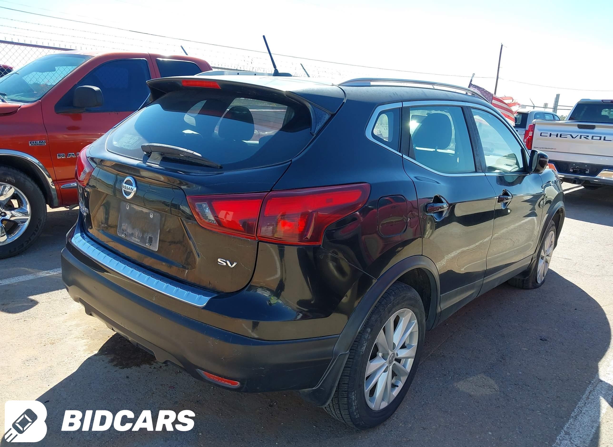 2017 Nissan Rogue, Sport SV